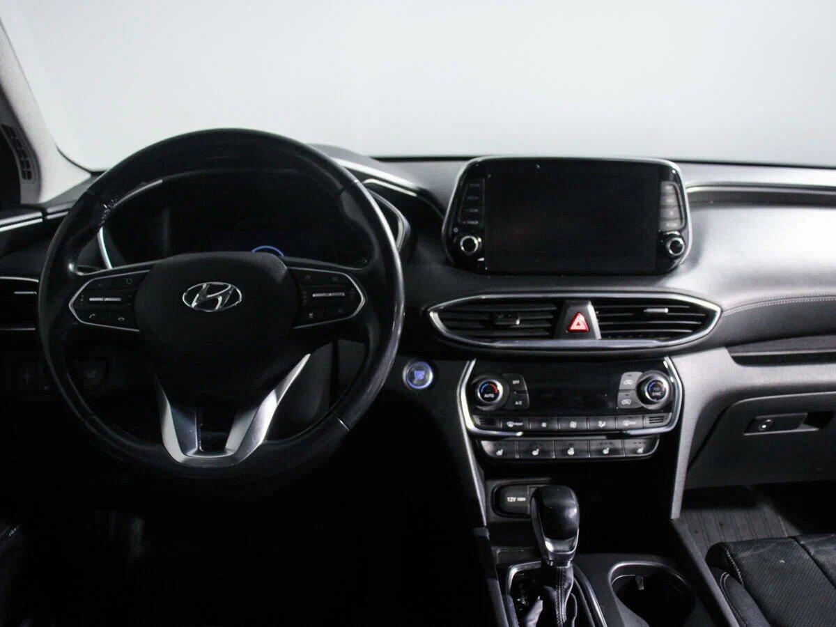 Hyundai Santa Fe 2019, белый