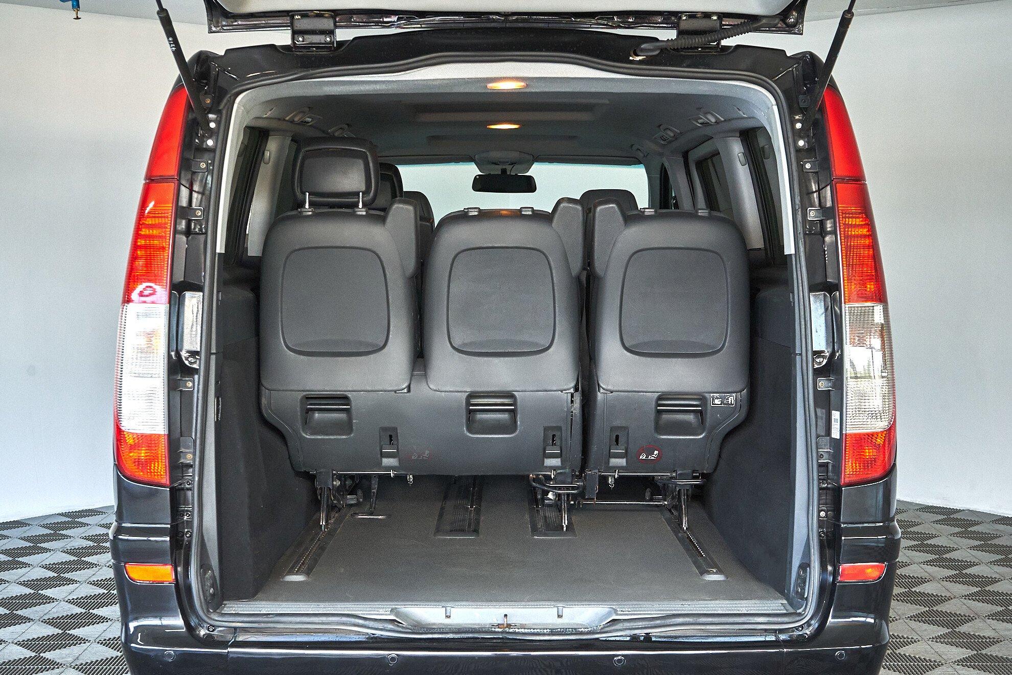 Mercedes-Benz Vito 2010, черный