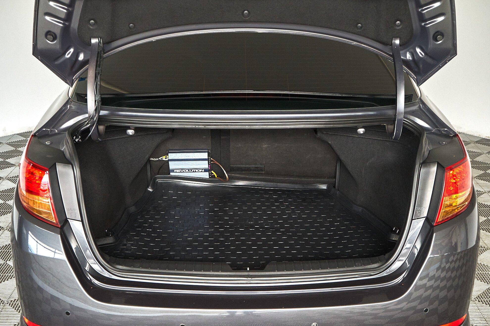 Kia Optima 2011, серый