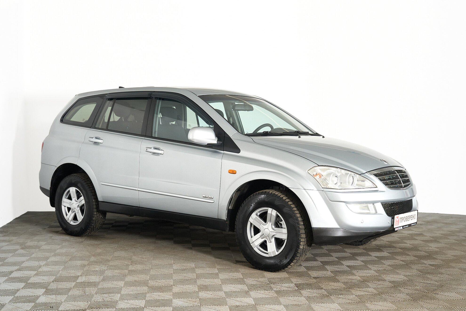 SsangYong Kyron 2014, серебряный
