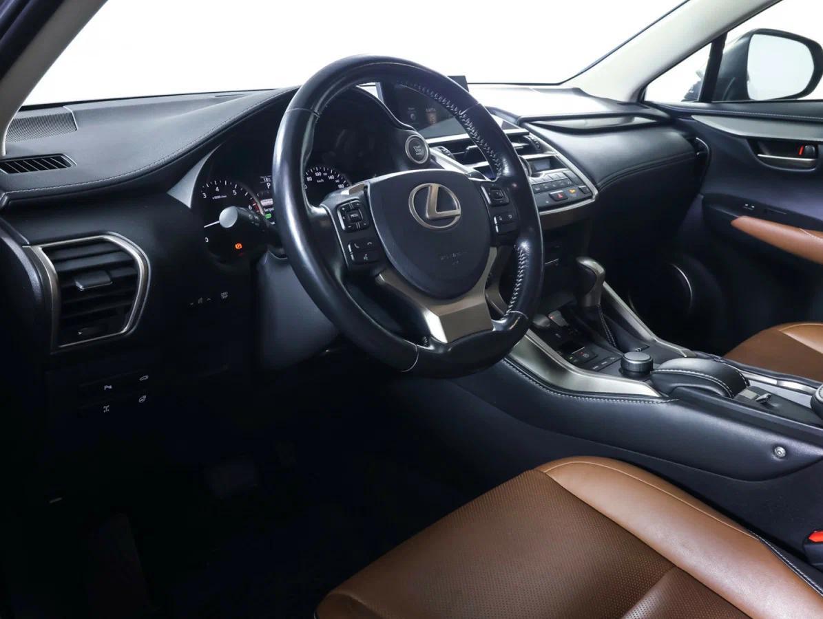 Lexus NX 2017, серый
