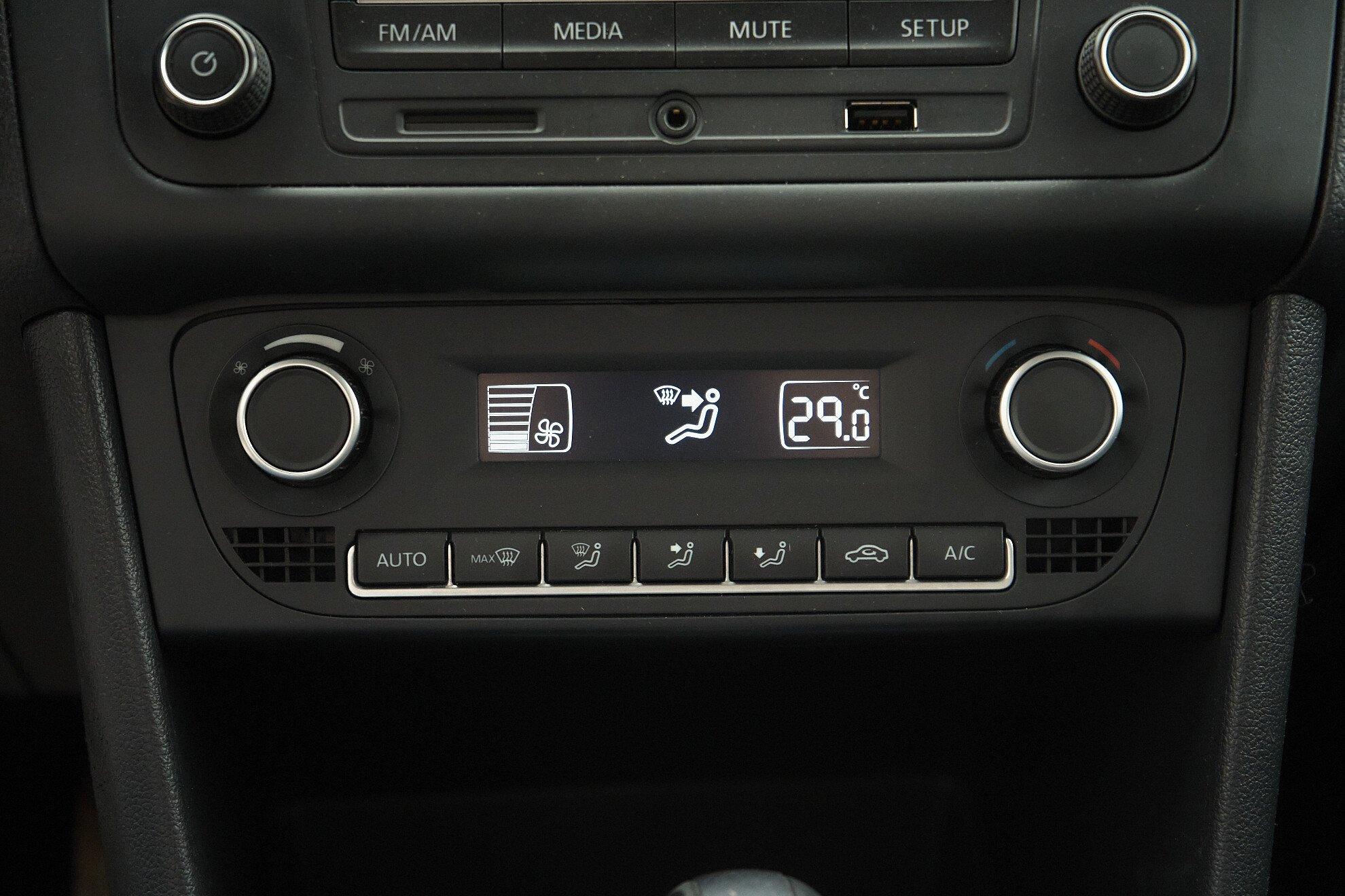 Volkswagen Polo 2019, серебряный