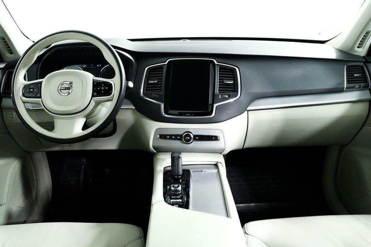 Volvo XC90 2018, серый