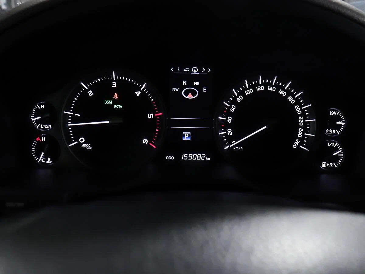 Toyota Land Cruiser 2016, черный
