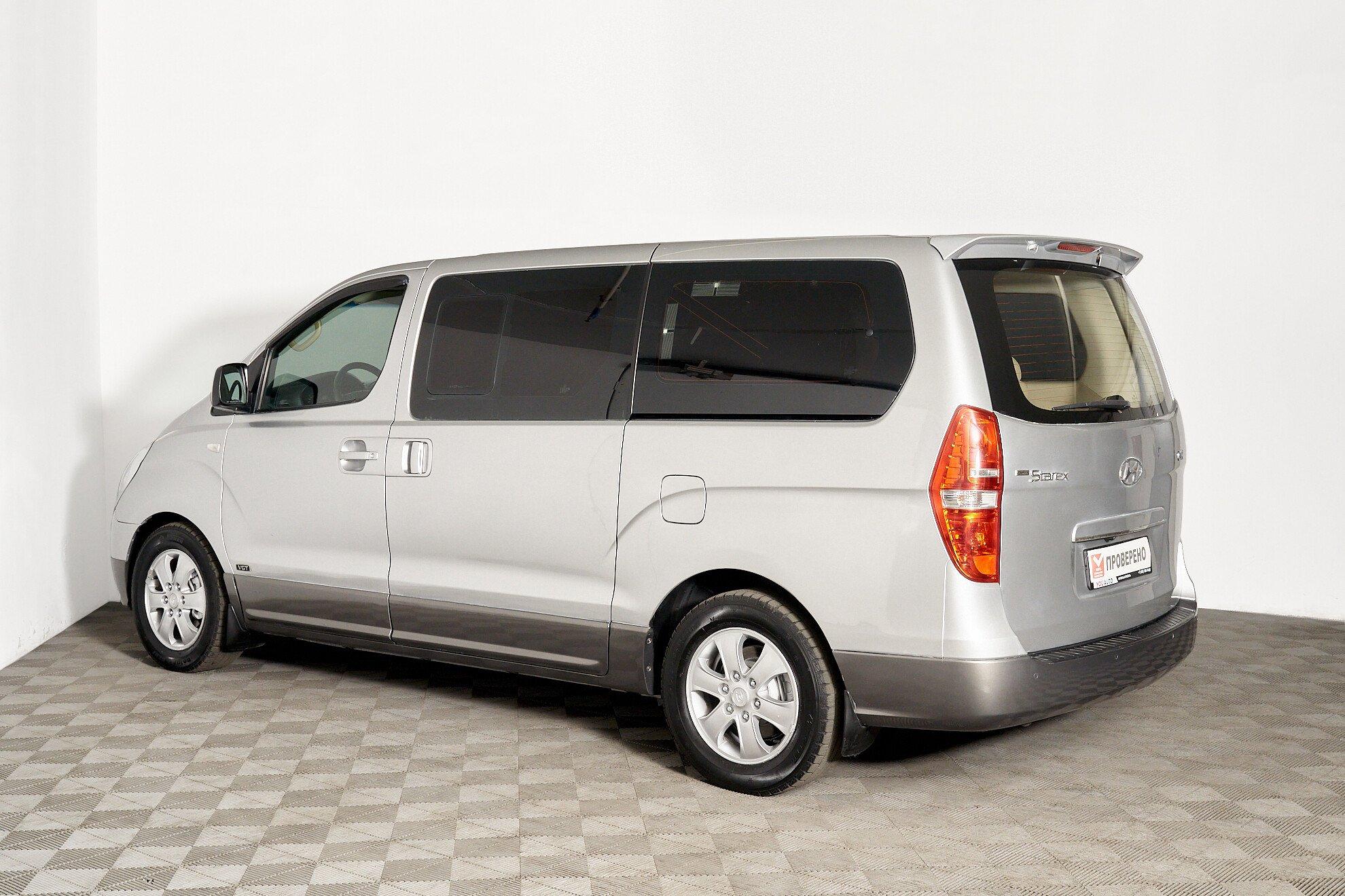 Hyundai Grand Starex 2008, серебряный