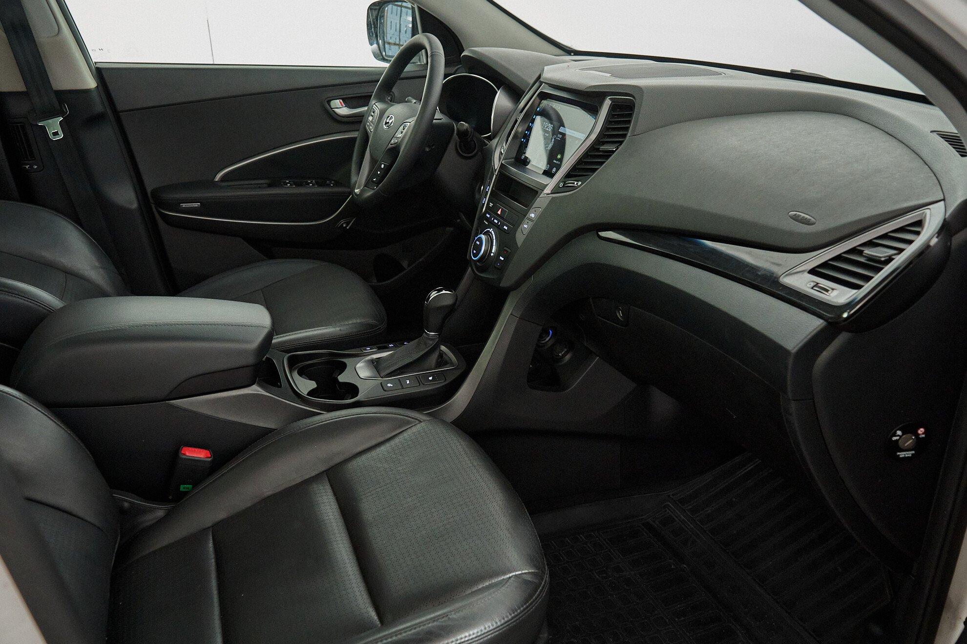 Hyundai Santa Fe 2013, белый