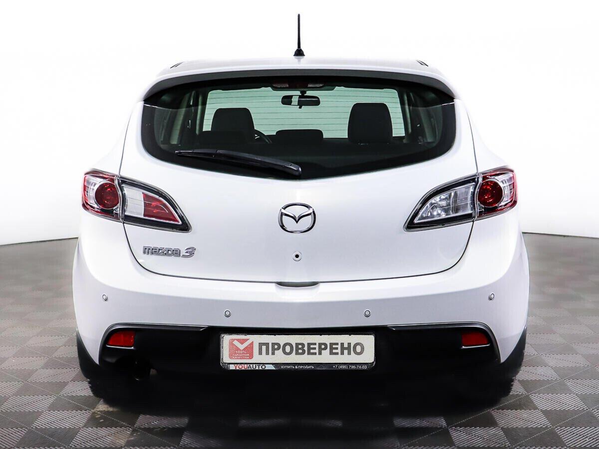 Mazda 3 2013, белый