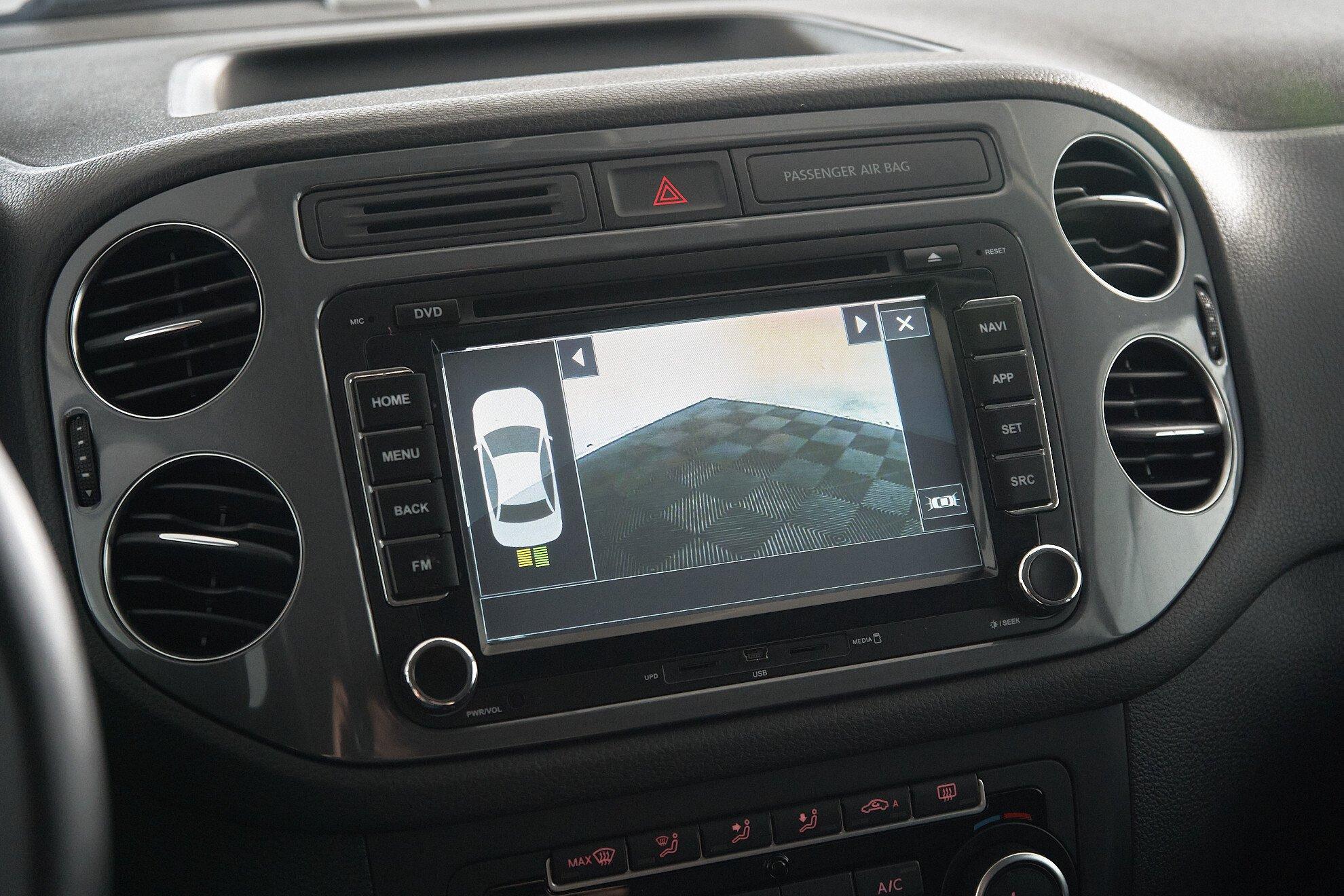 Volkswagen Tiguan 2013, черный