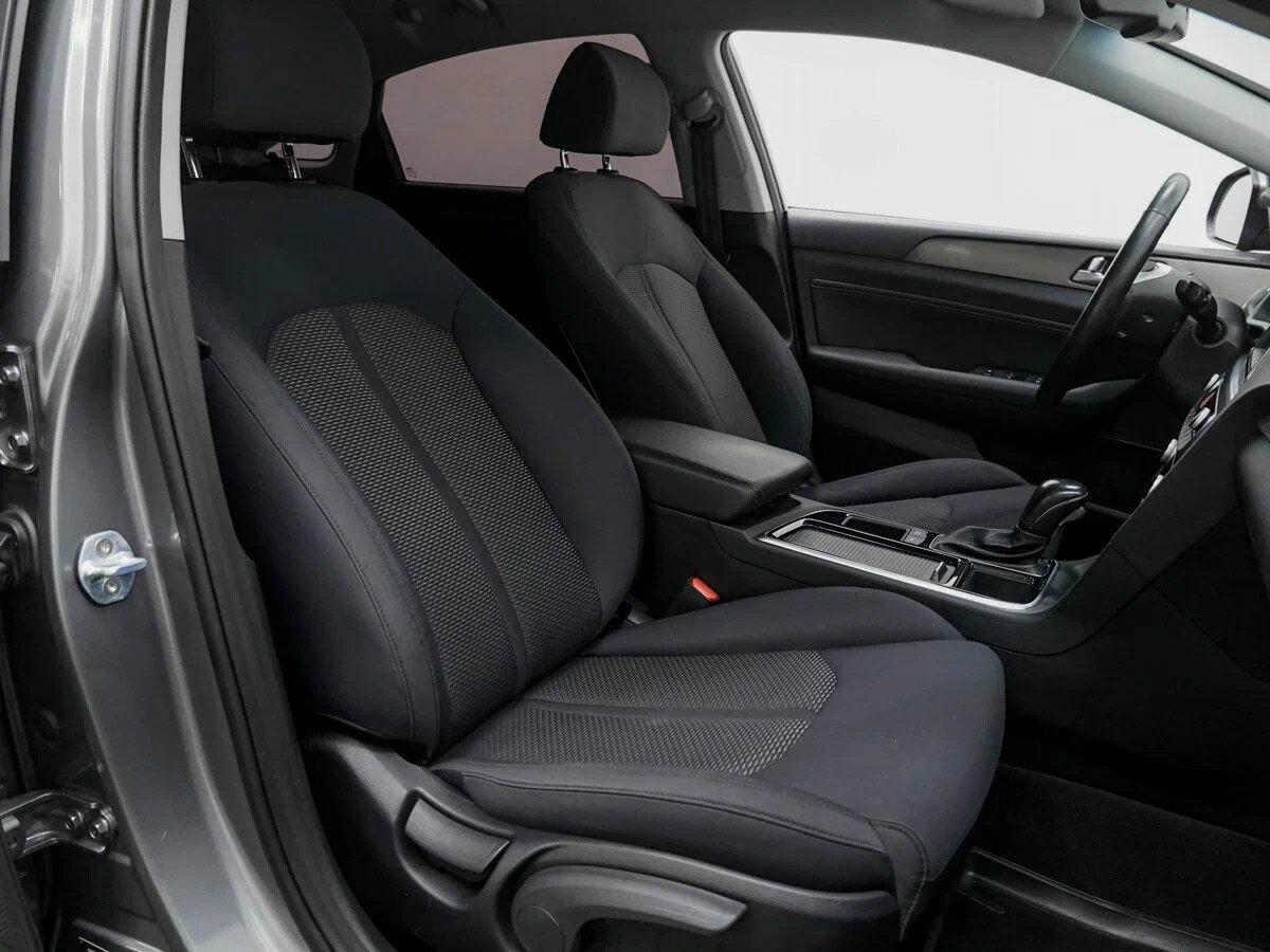 Hyundai Sonata 2019, серый