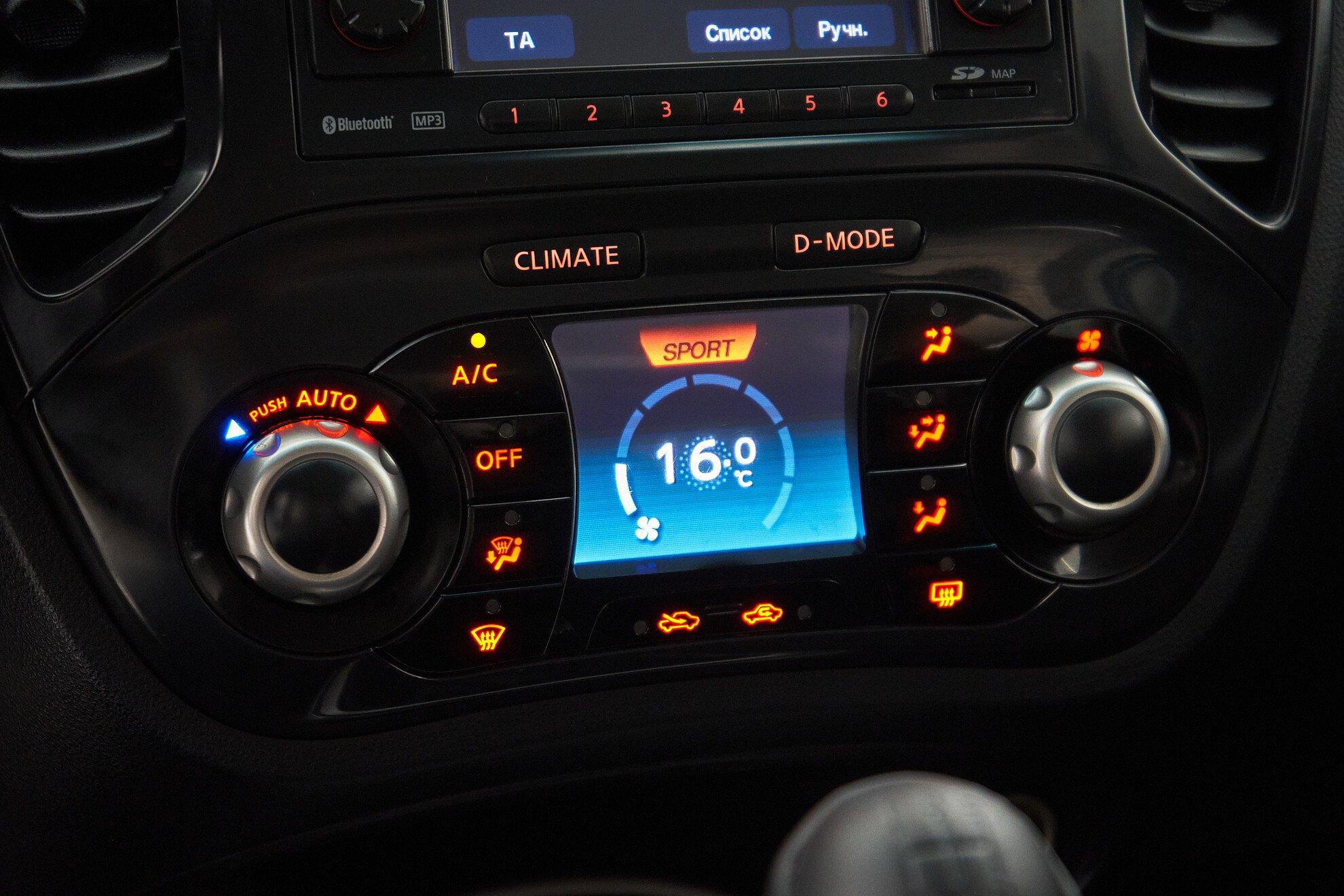 Nissan Juke 2013, серый