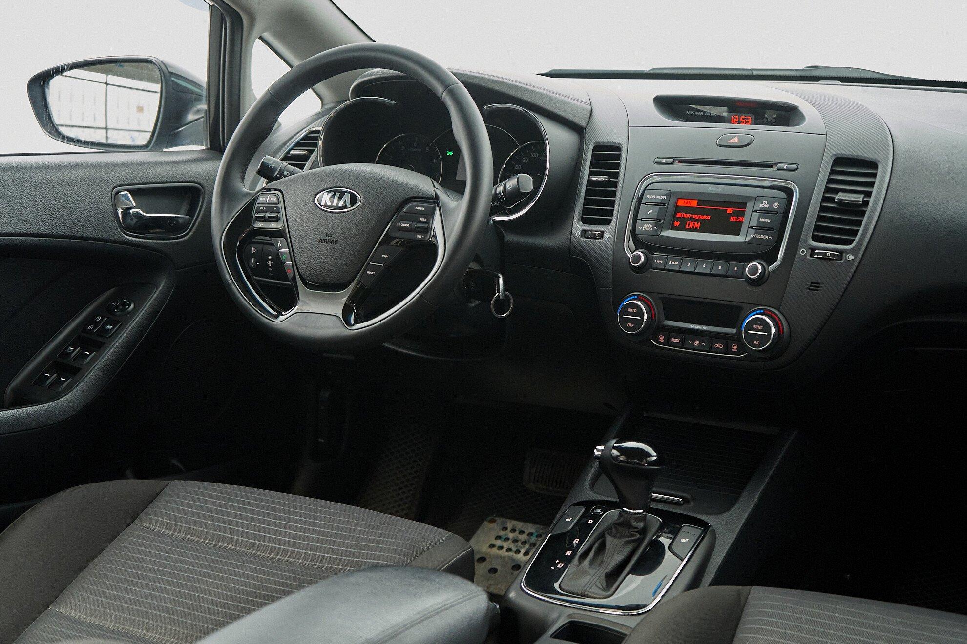 Kia Cerato 2017, черный