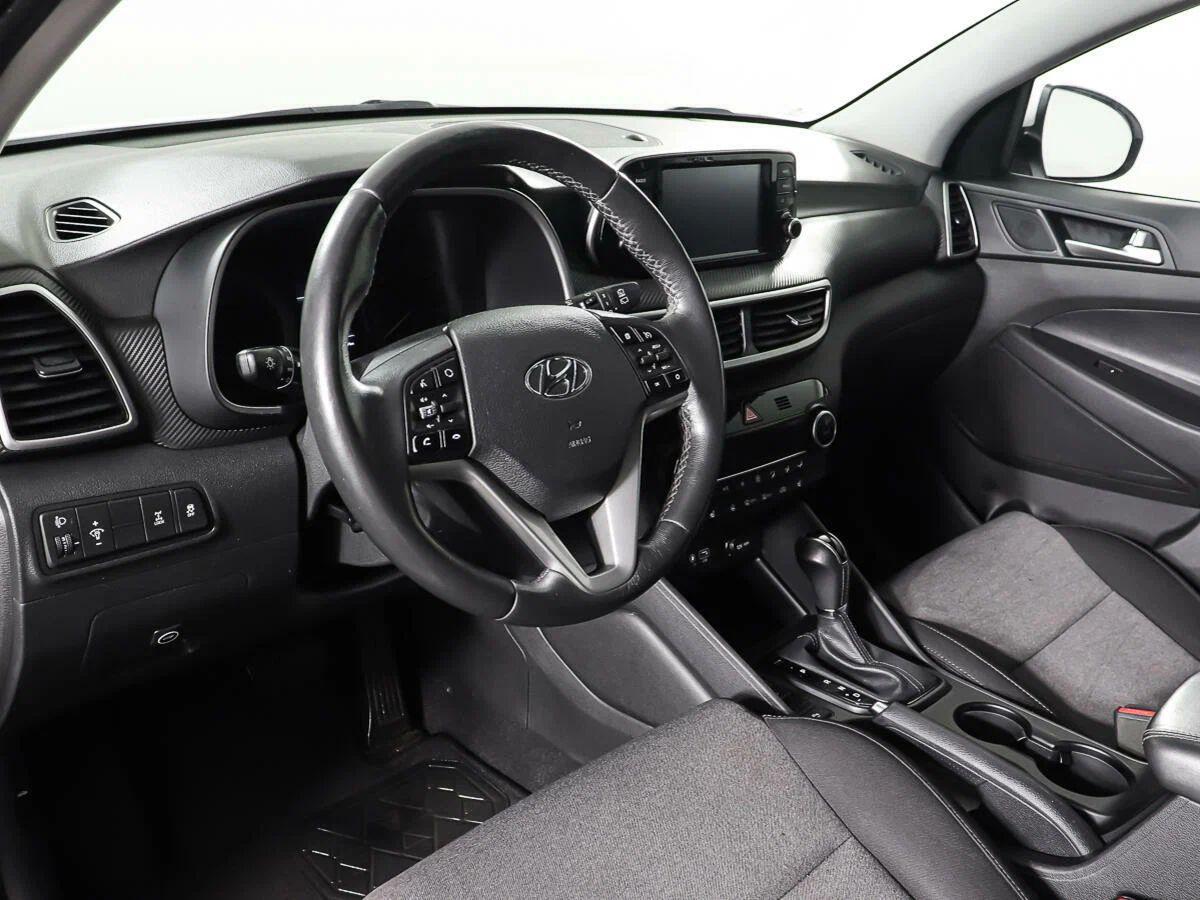 Hyundai Tucson 2020, белый