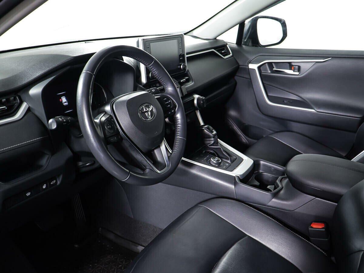 Toyota RAV4 2021, коричневый