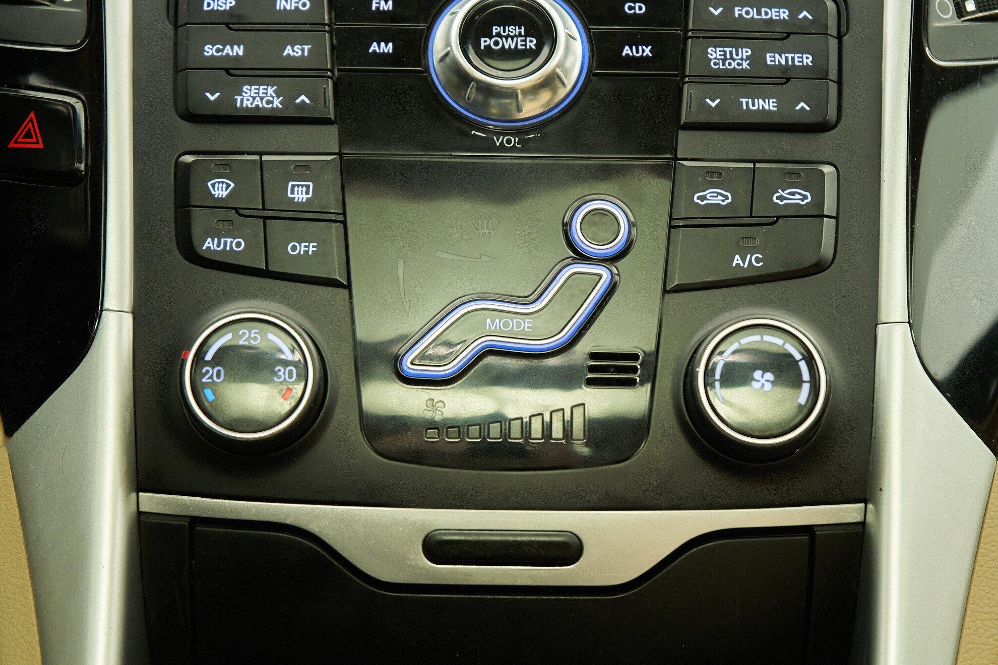 Hyundai Sonata 2011, черный