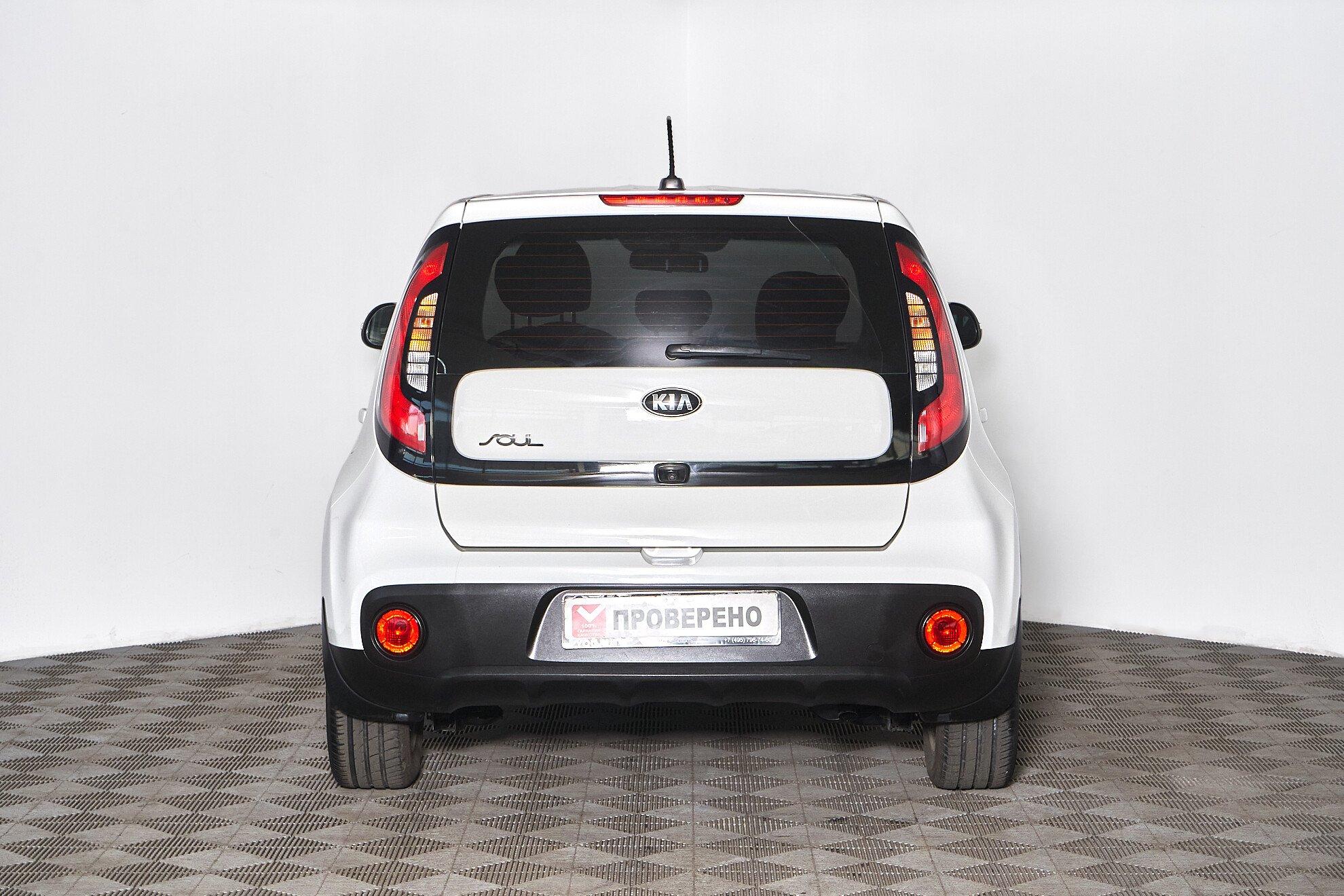 Kia Soul 2018, белый