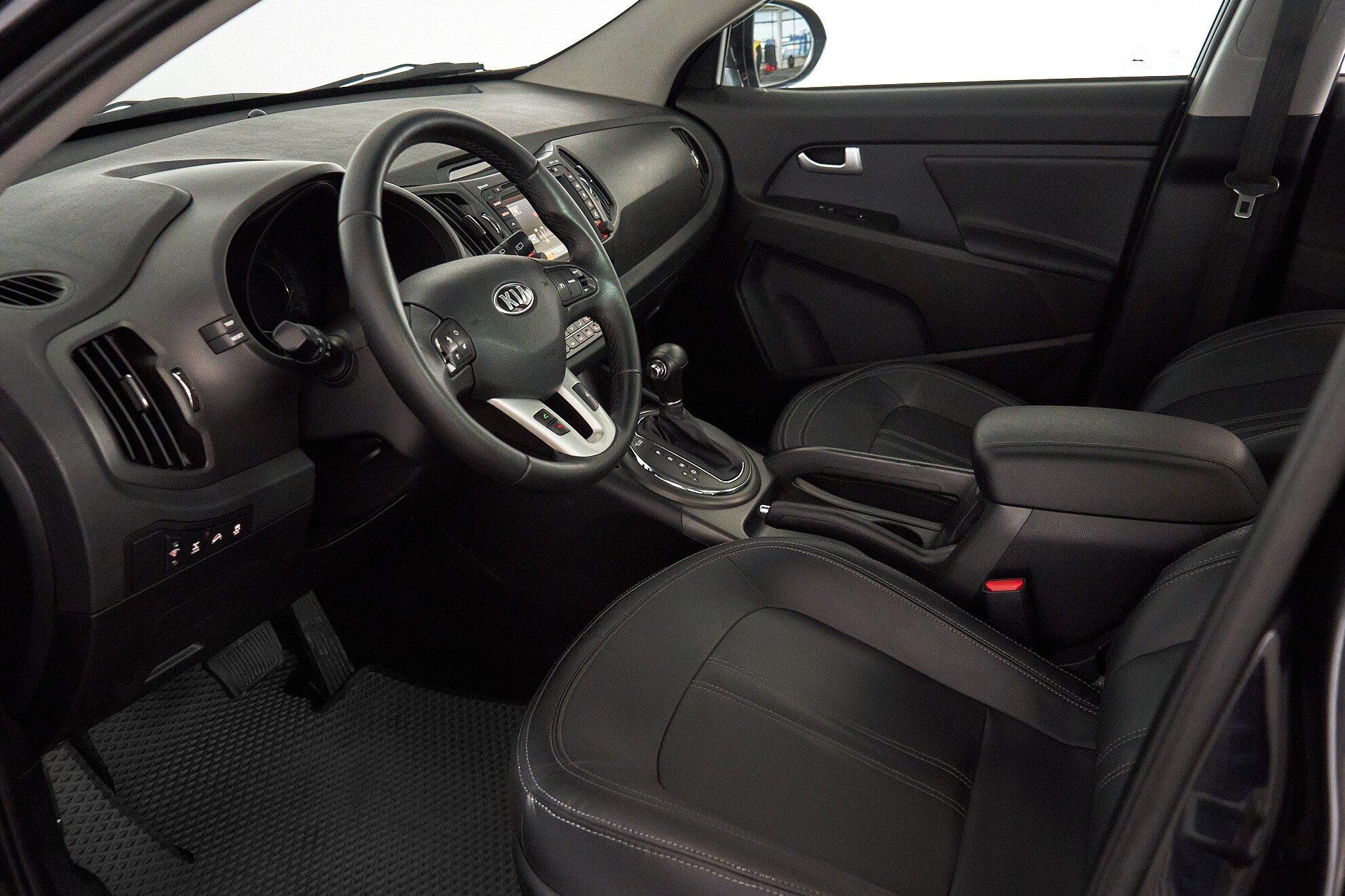 Kia Sportage 2013, черный