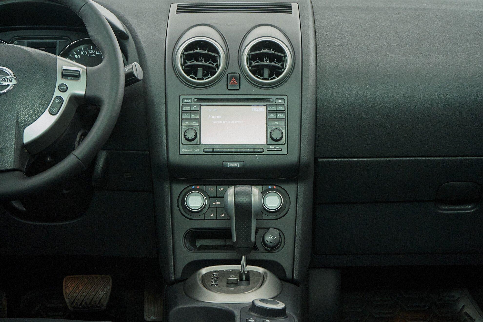 Nissan Qashqai 2012, серый