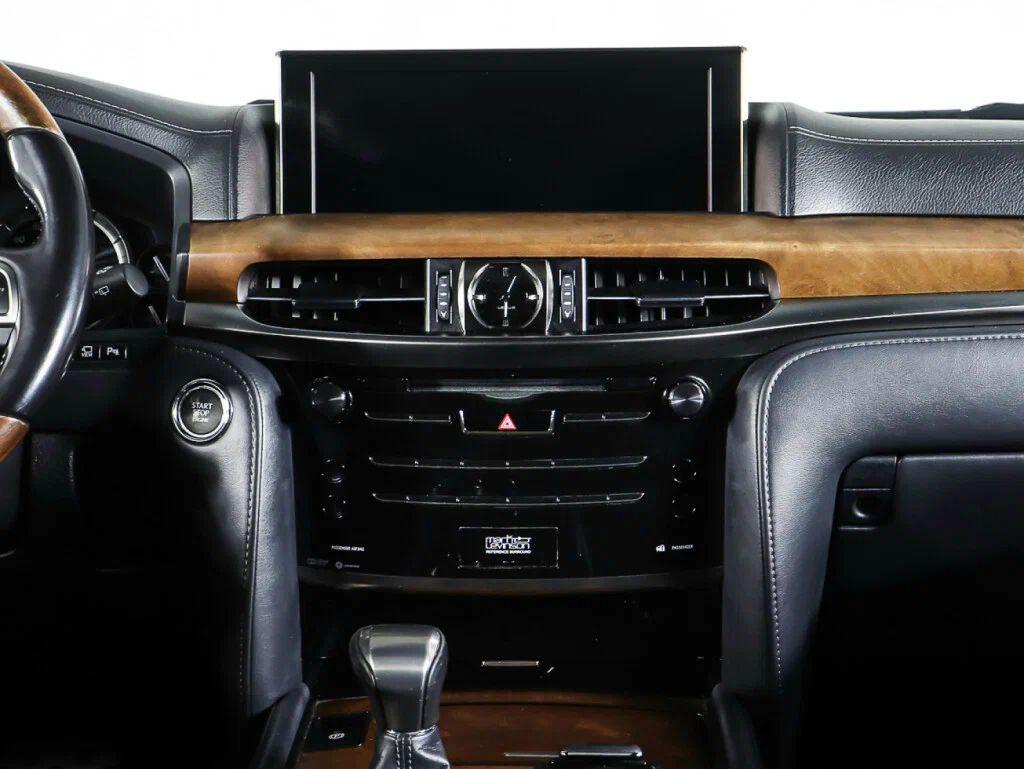 Lexus LX 2019, черный
