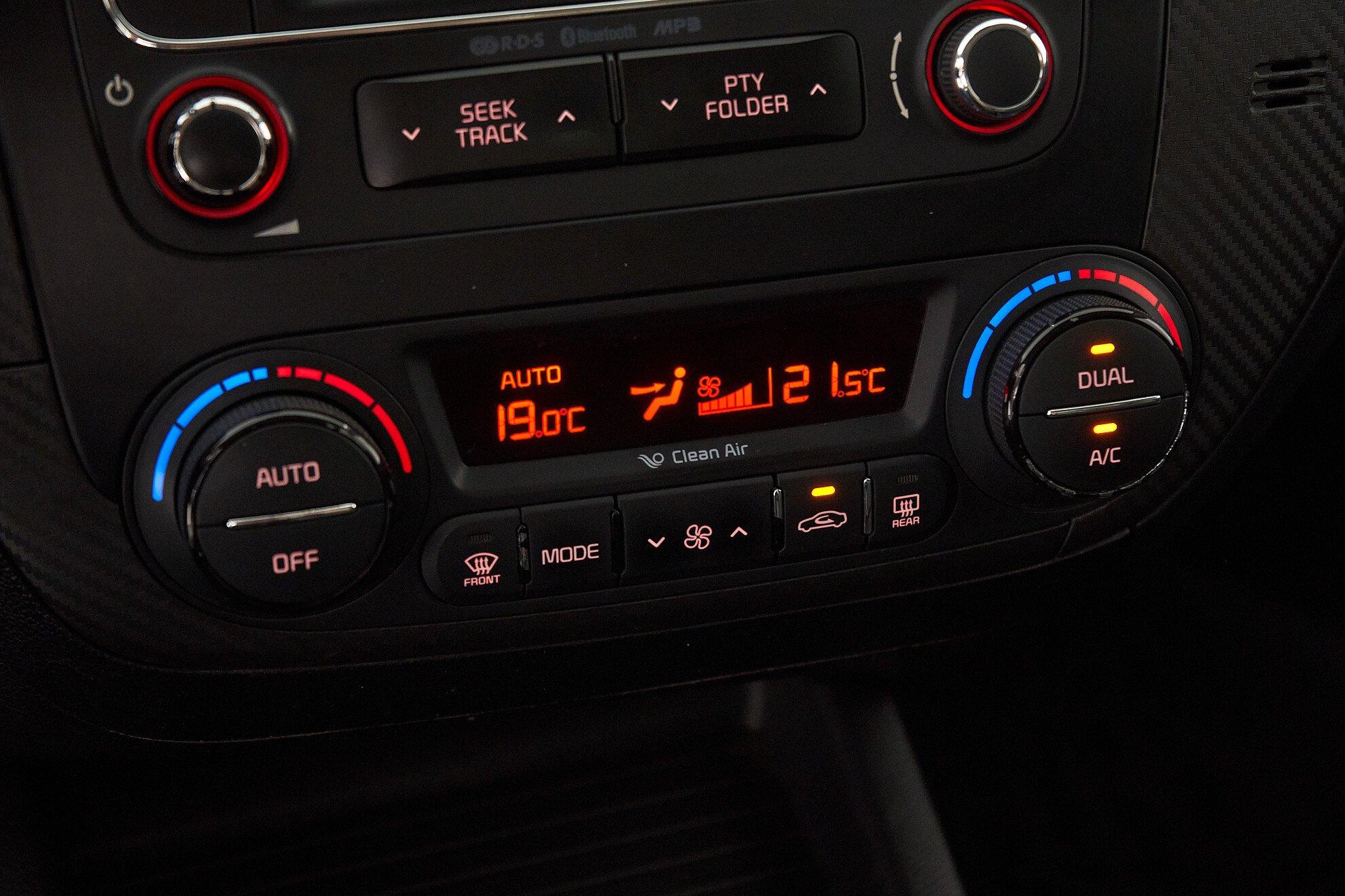 Kia Cerato 2013, черный