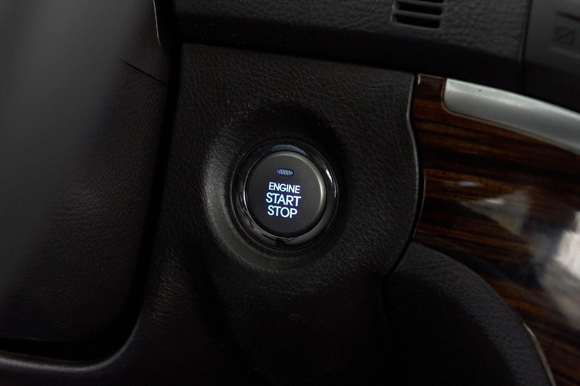 Hyundai Santa Fe 2010, серебряный