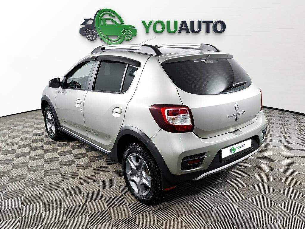 Renault Sandero 2022, серебряный