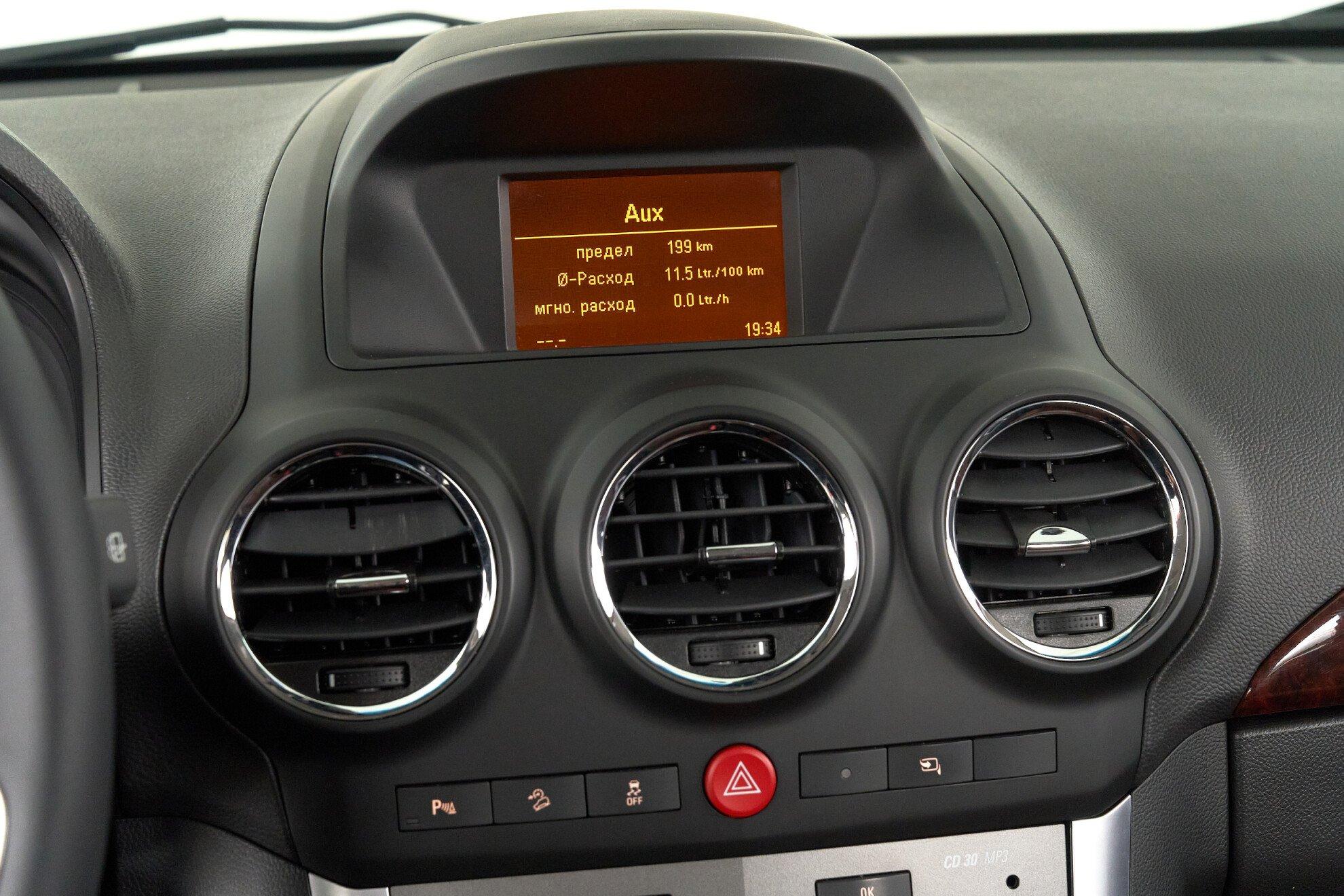 Opel Antara 2013, черный