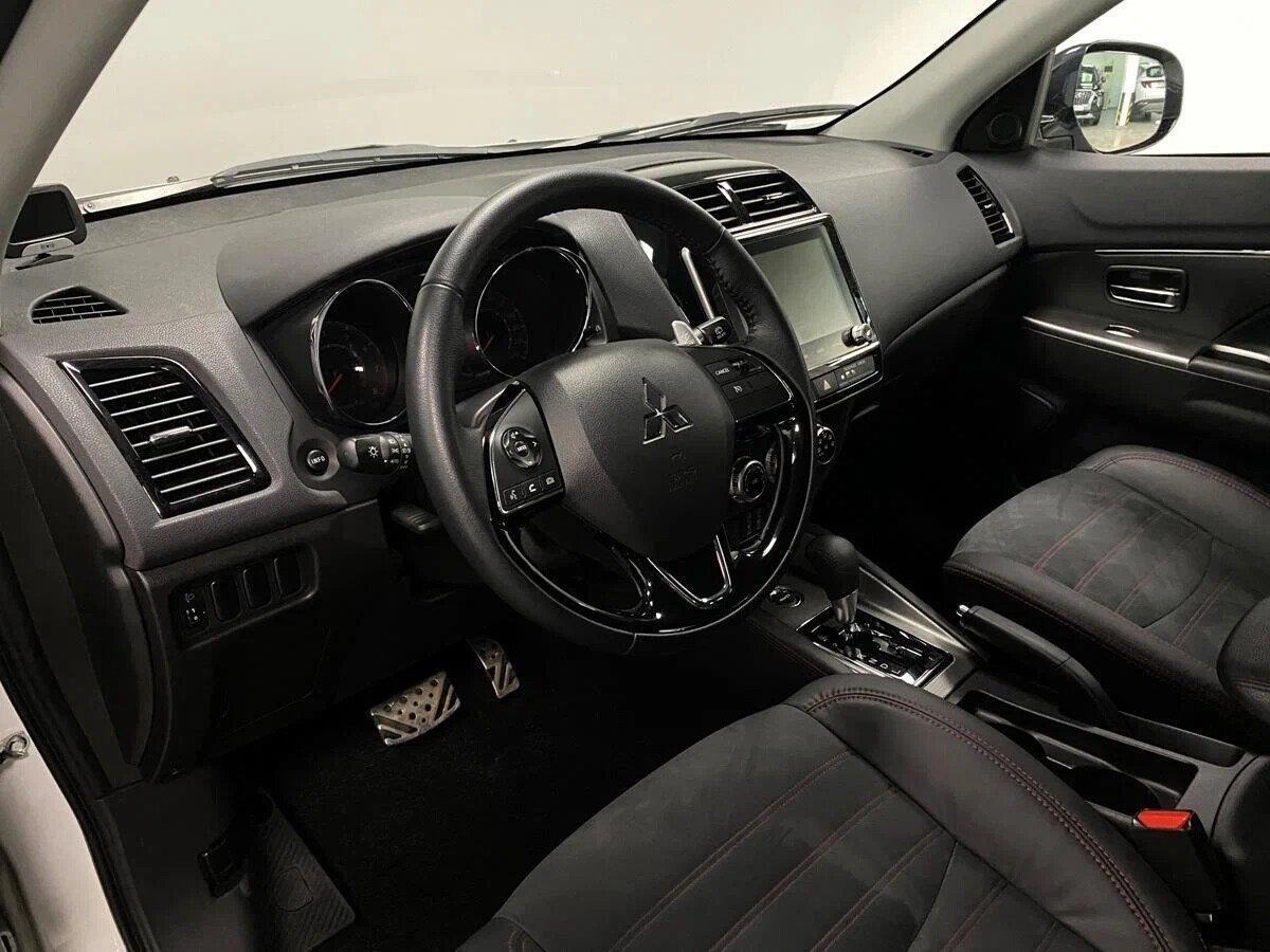 Mitsubishi ASX 2020, белый