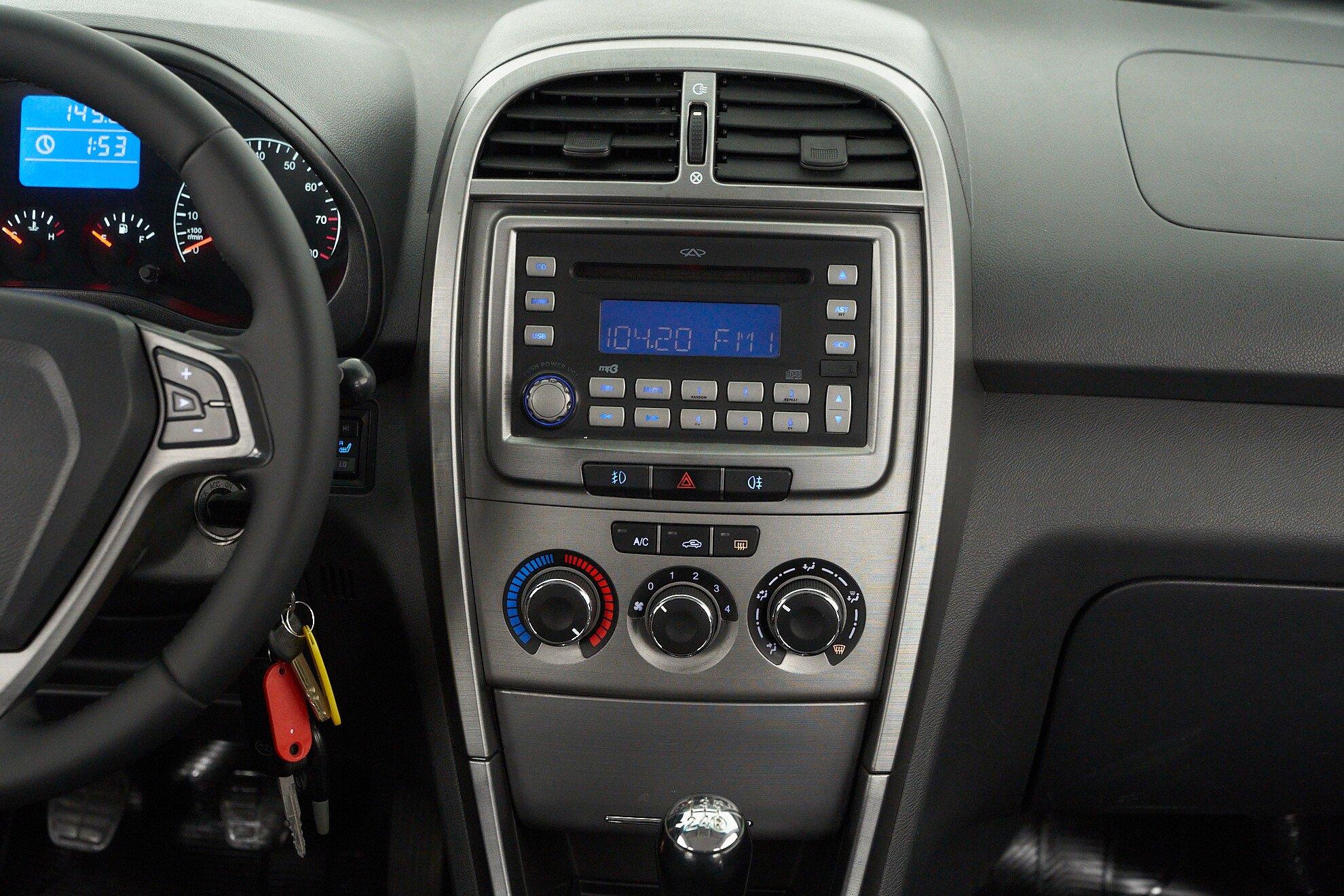 Chery Tiggo (T11) 2015, серый