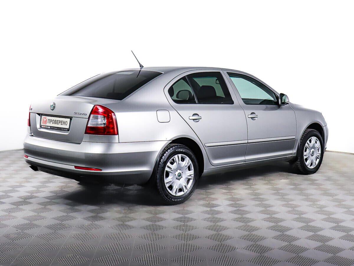 Skoda Octavia 2013, серый
