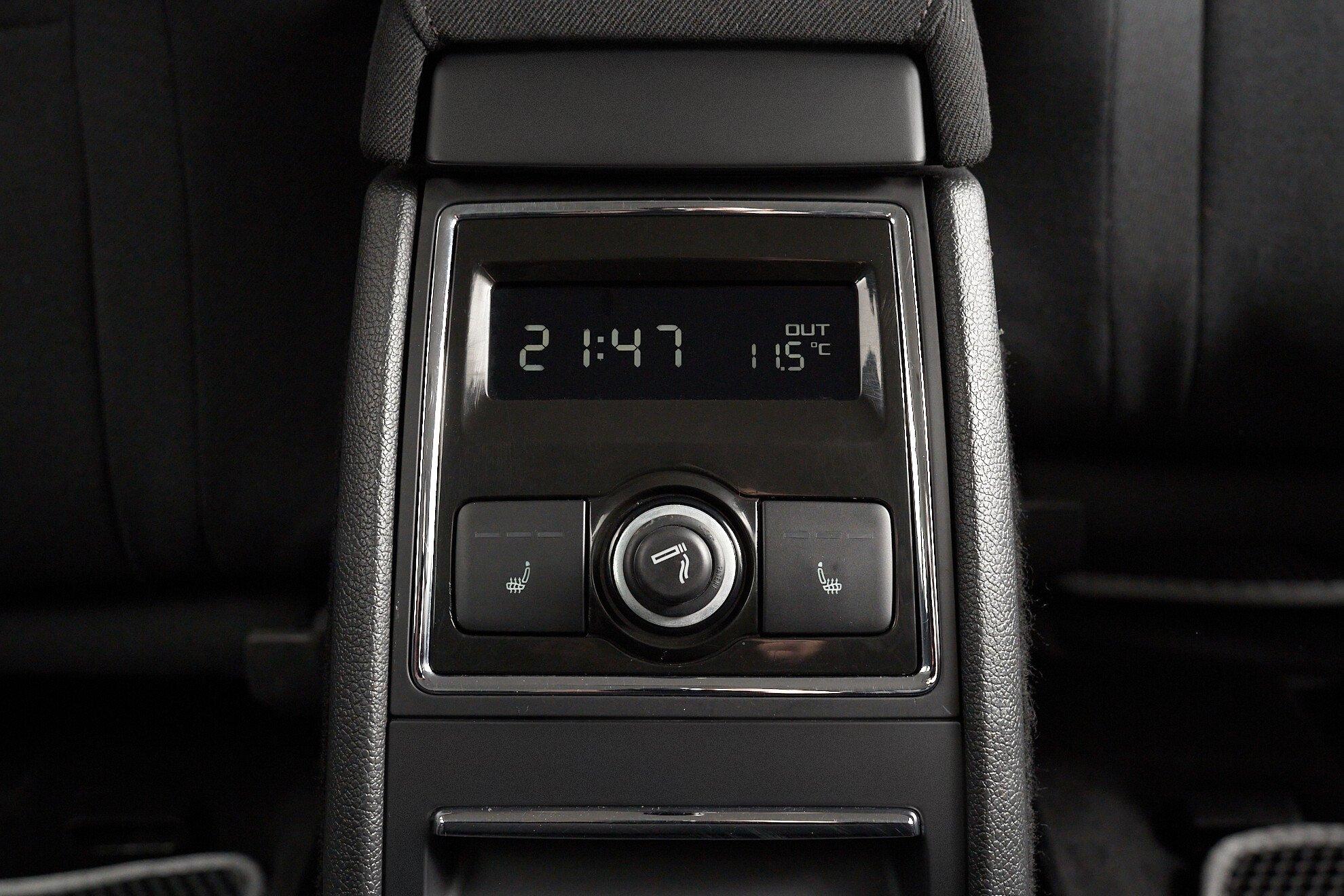 Skoda Superb 2014, белый