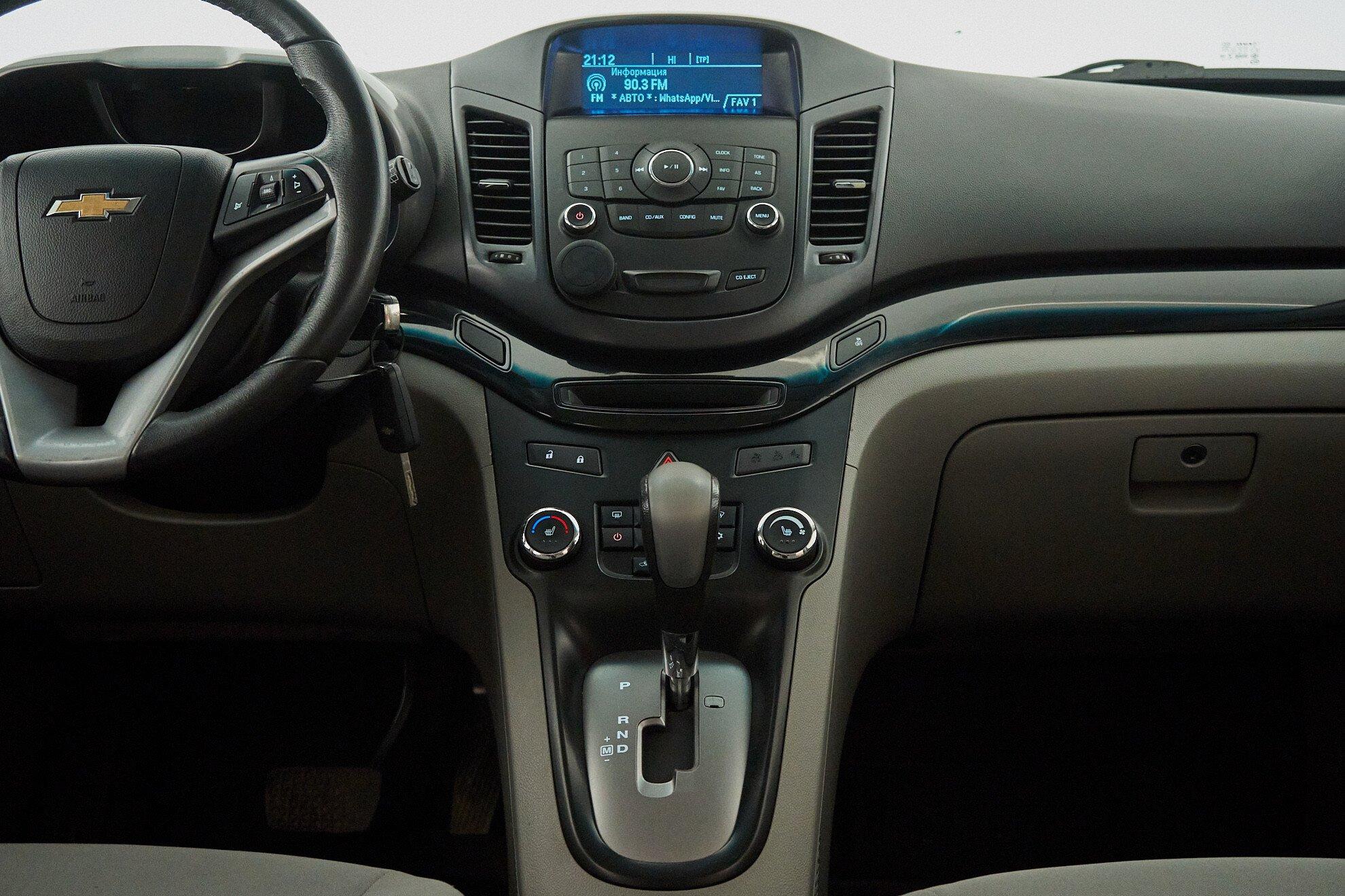Chevrolet Orlando 2014, черный