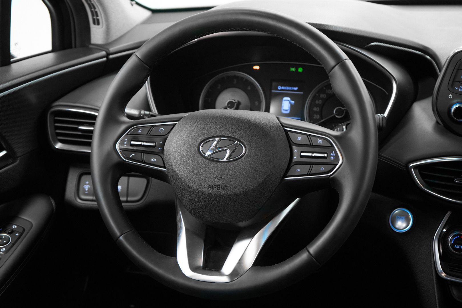 Hyundai Santa Fe 2020, черный
