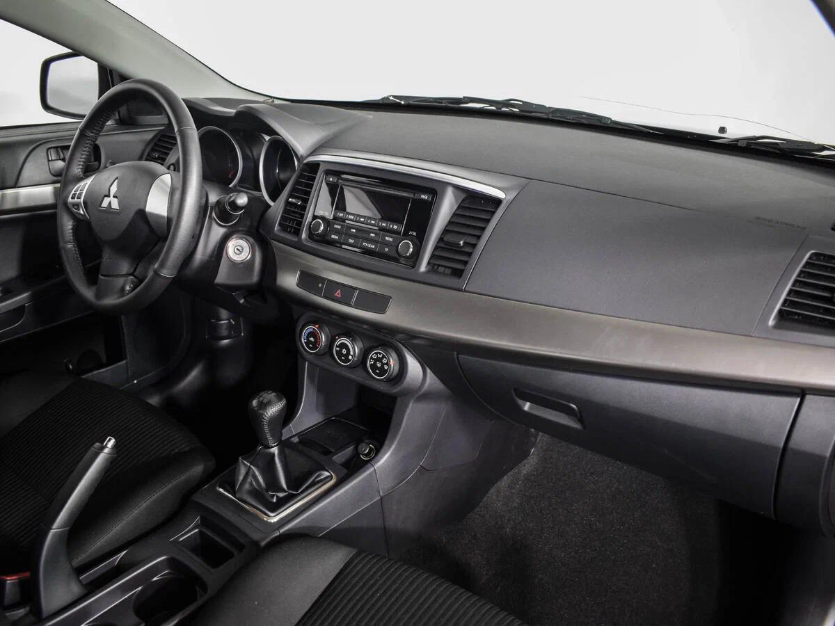 Mitsubishi Lancer 2013, черный