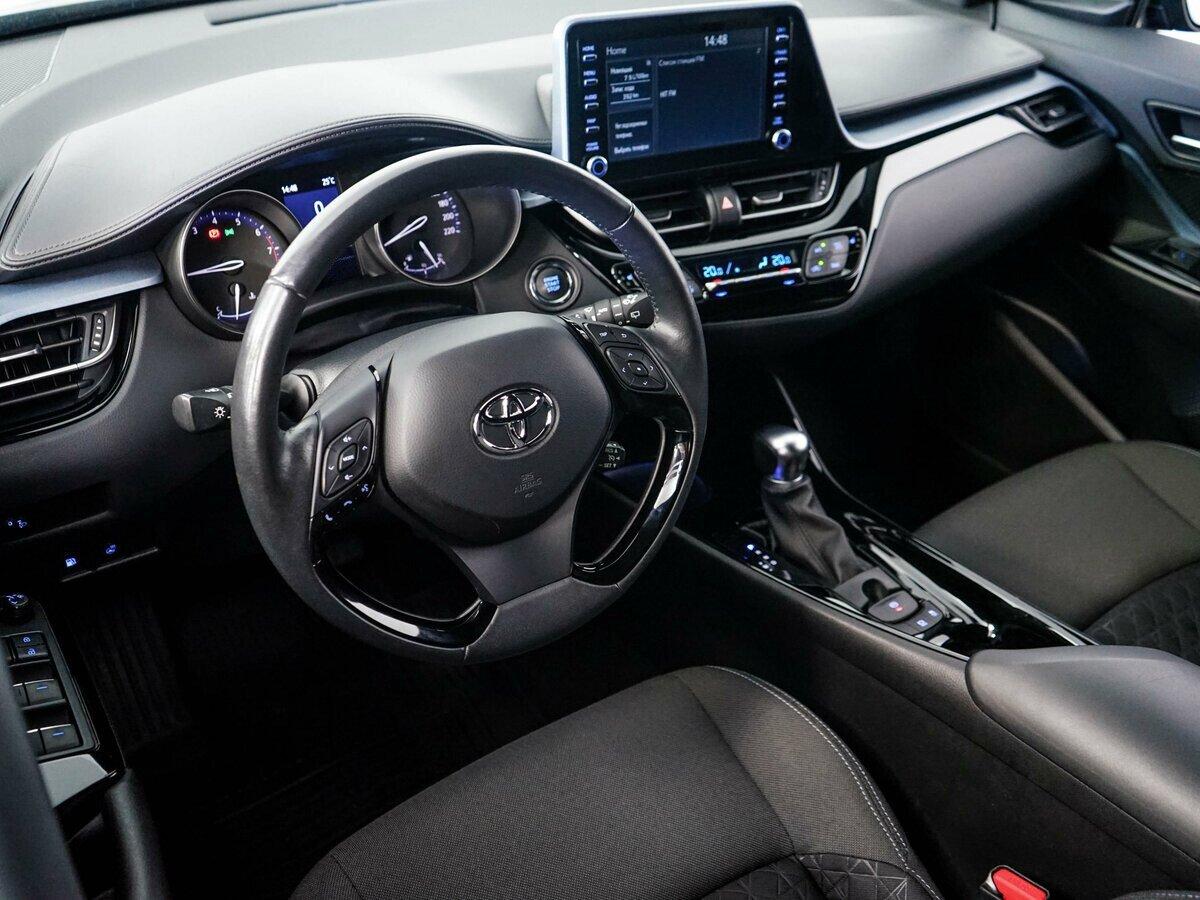 Toyota C-HR 2020, черный