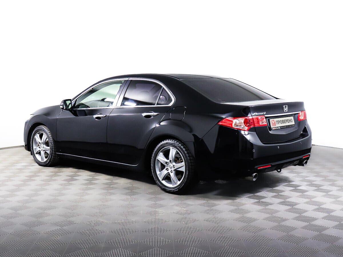 Honda Accord 2012, черный