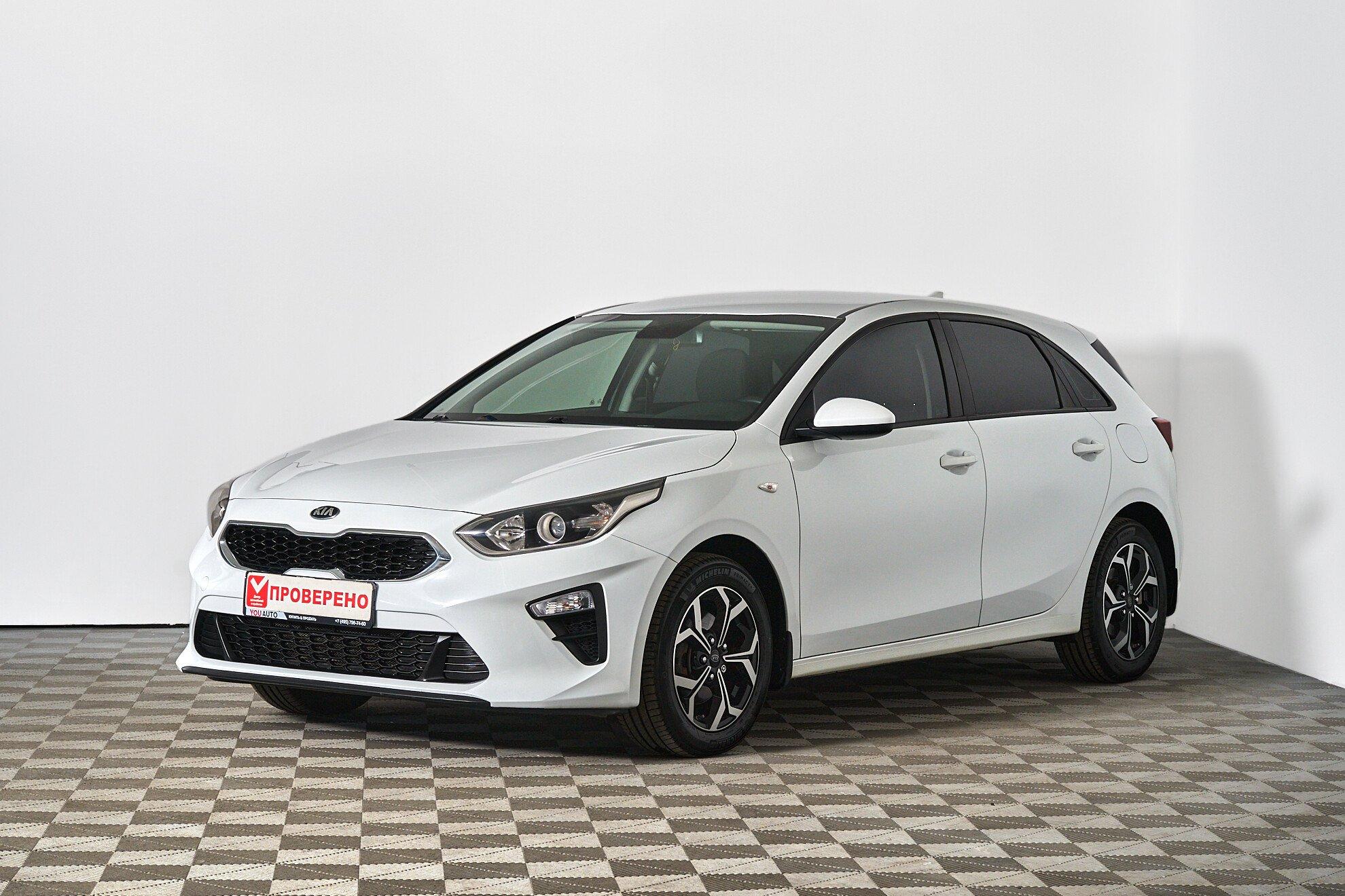 Kia Ceed 2018, белый