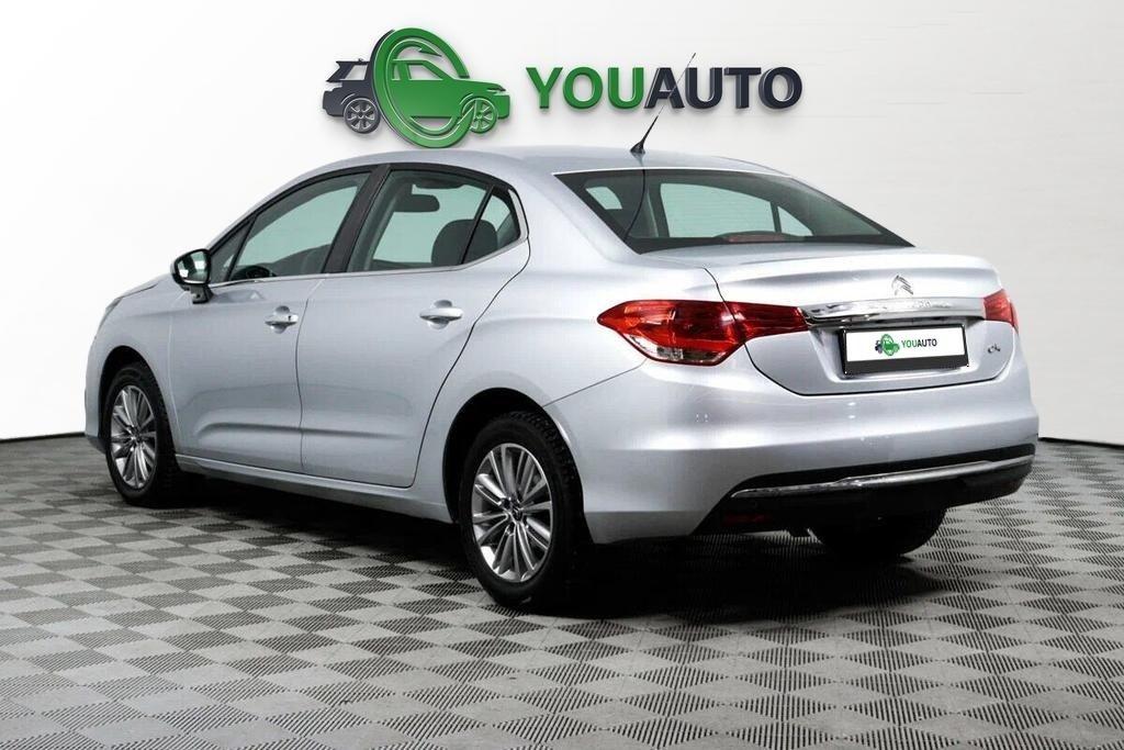 Citroen C4 2019, серебряный