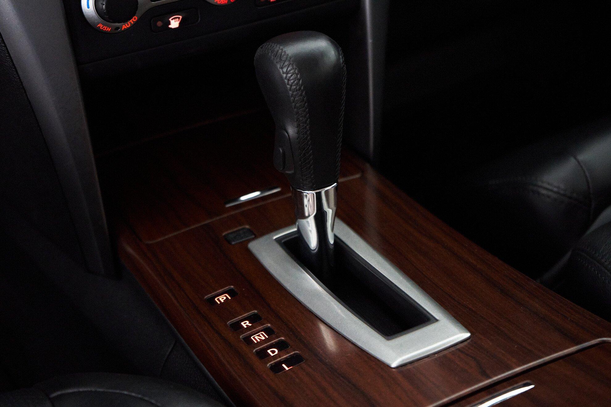Nissan Teana 2011, черный