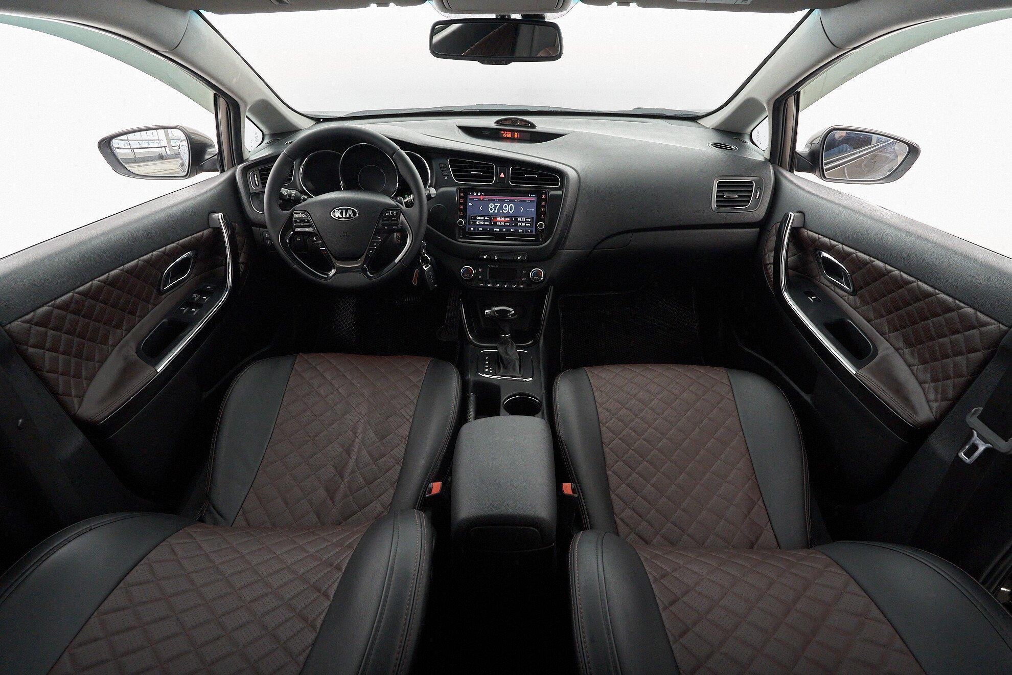 Kia Ceed 2014, коричневый