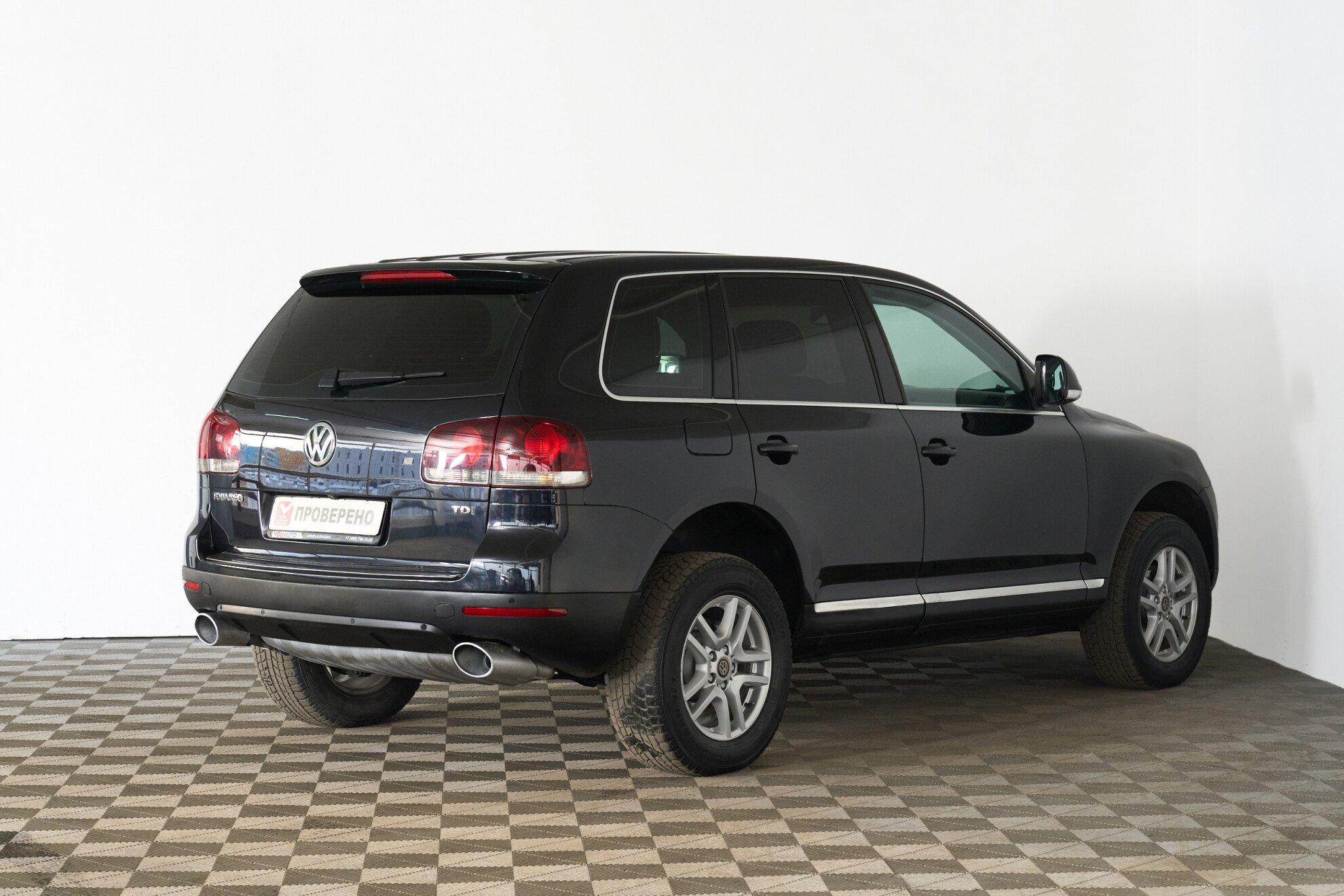 Volkswagen Touareg 2008, черный