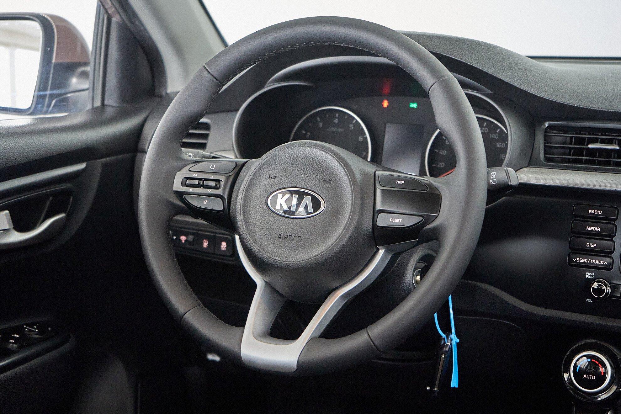 Kia Rio X-Line 2018, коричневый