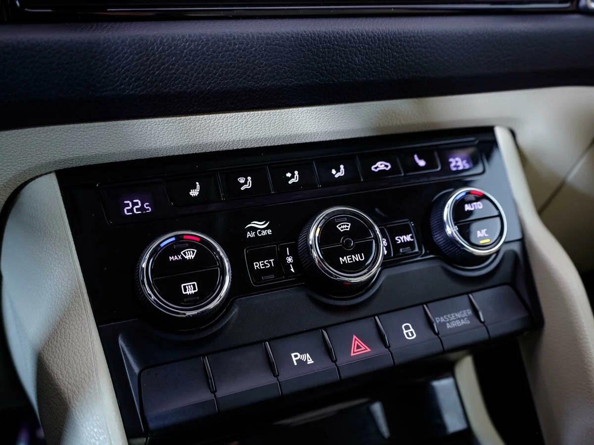 Skoda Kodiaq 2021, бежевый