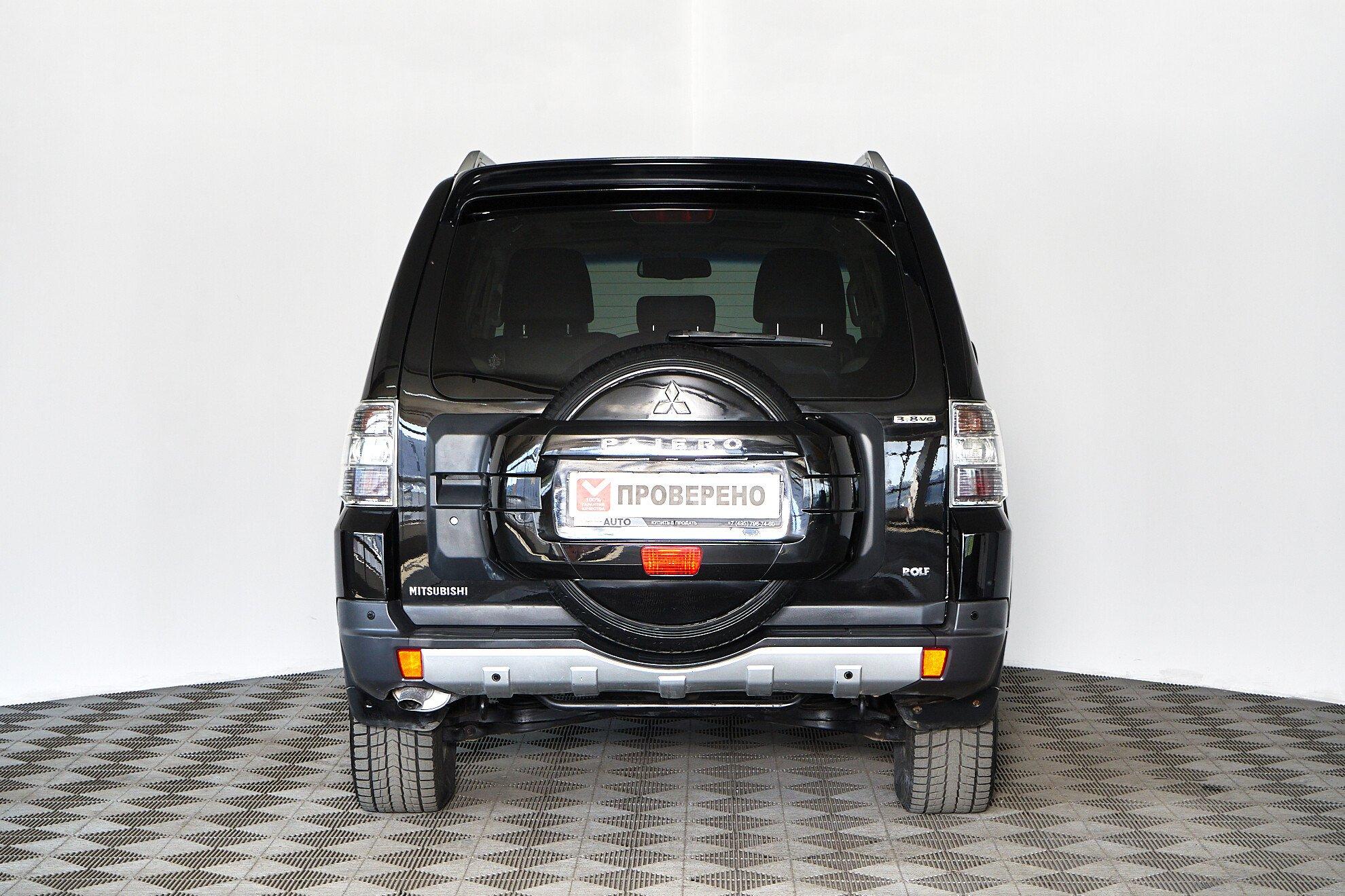 Mitsubishi Pajero 2007, черный