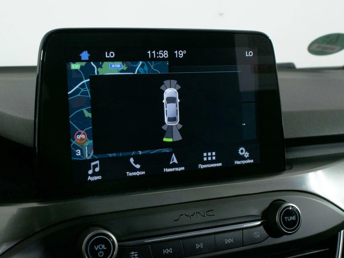 Ford Focus 2020, черный