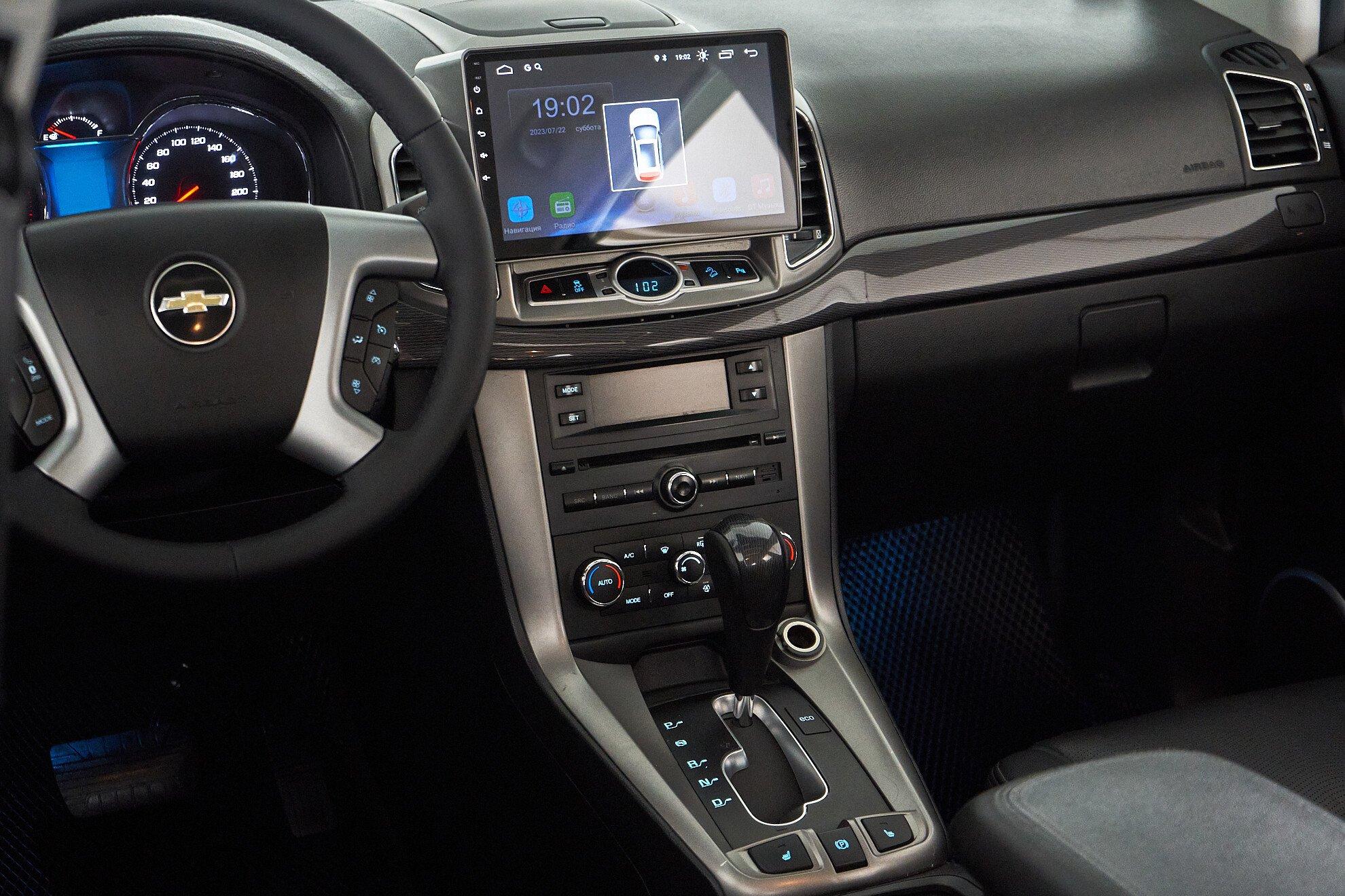 Chevrolet Captiva 2015, черный