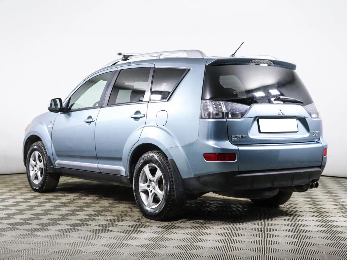 Mitsubishi Outlander 2008, серый