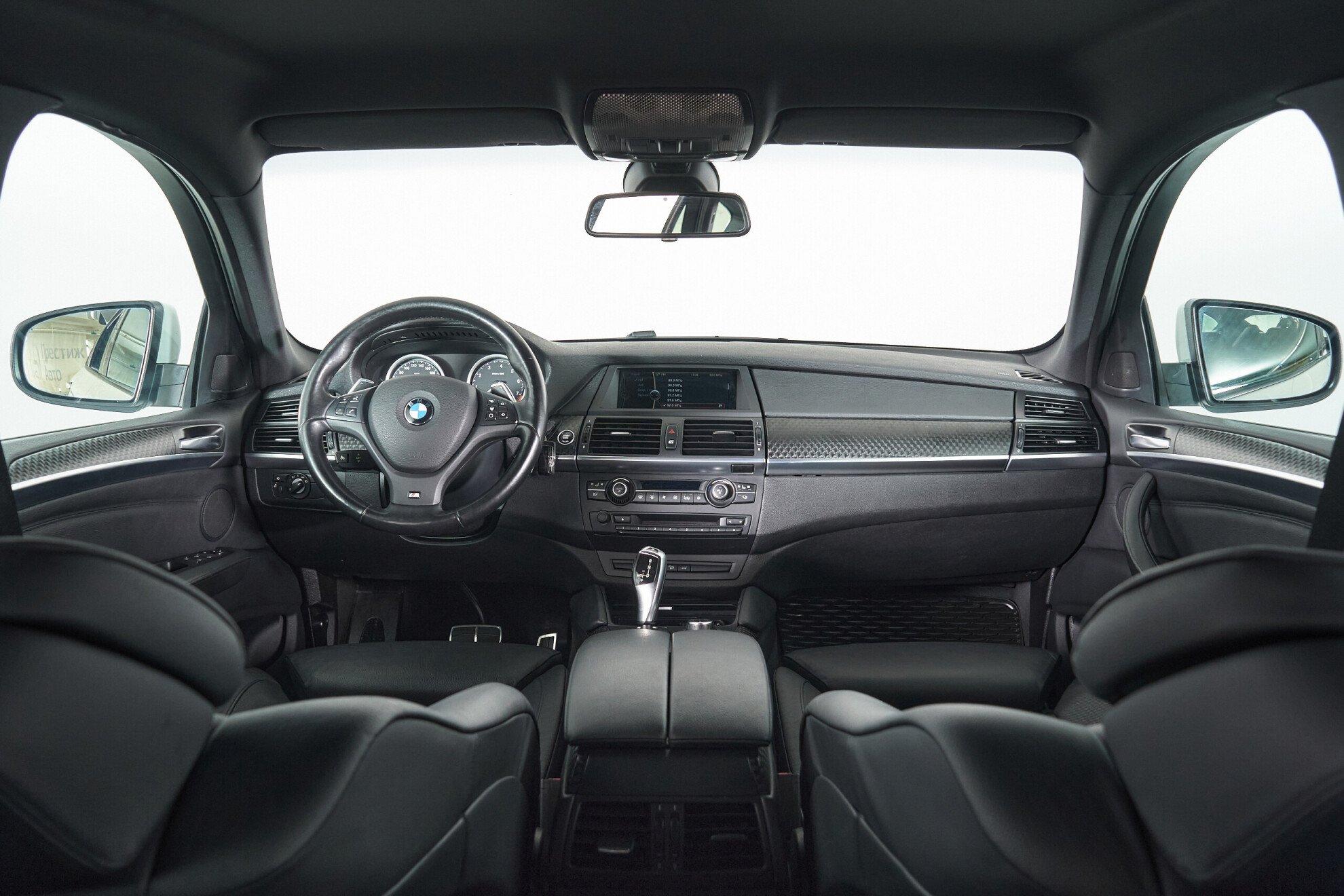 BMW X6 2013, белый