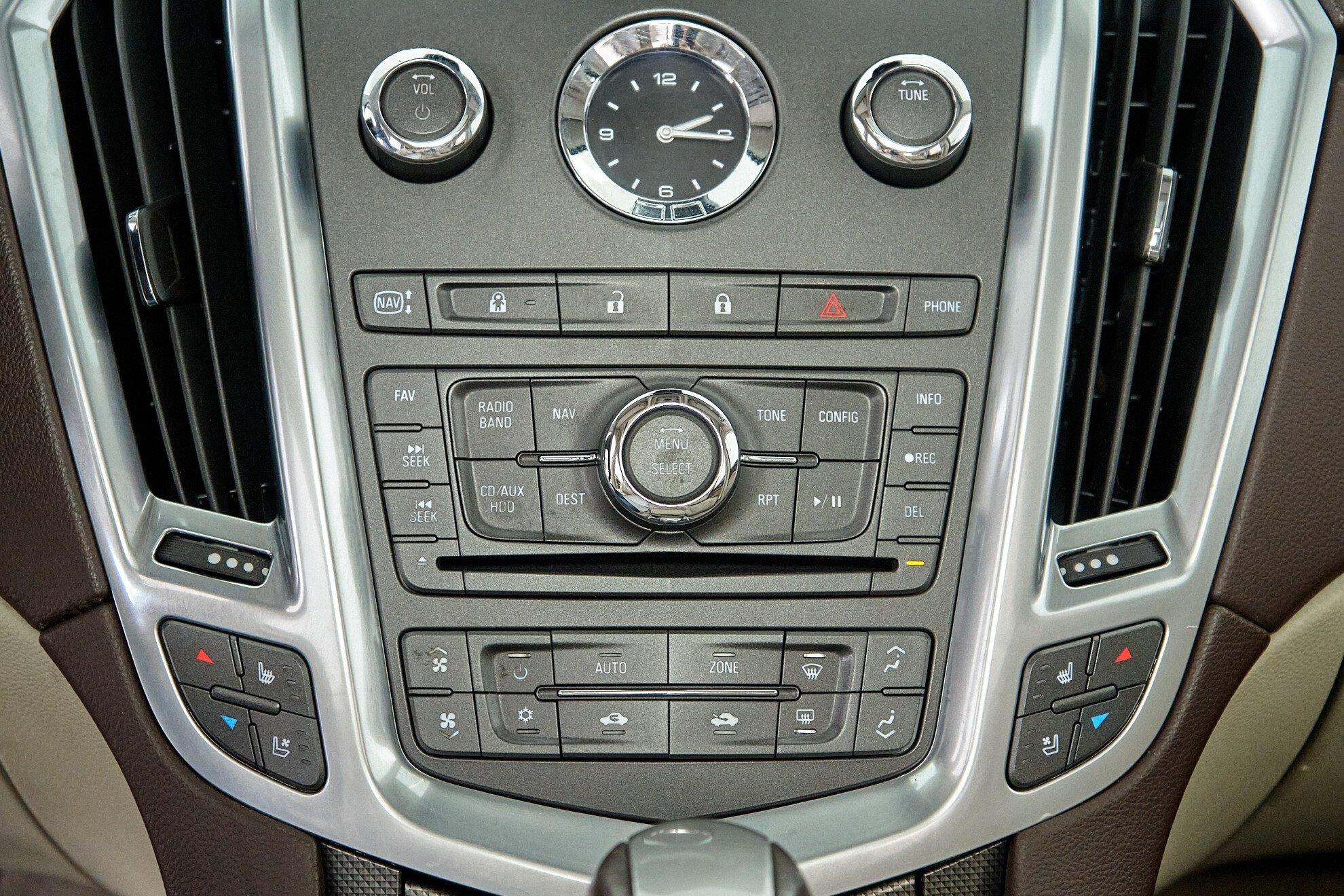 Cadillac SRX 2011, бежевый