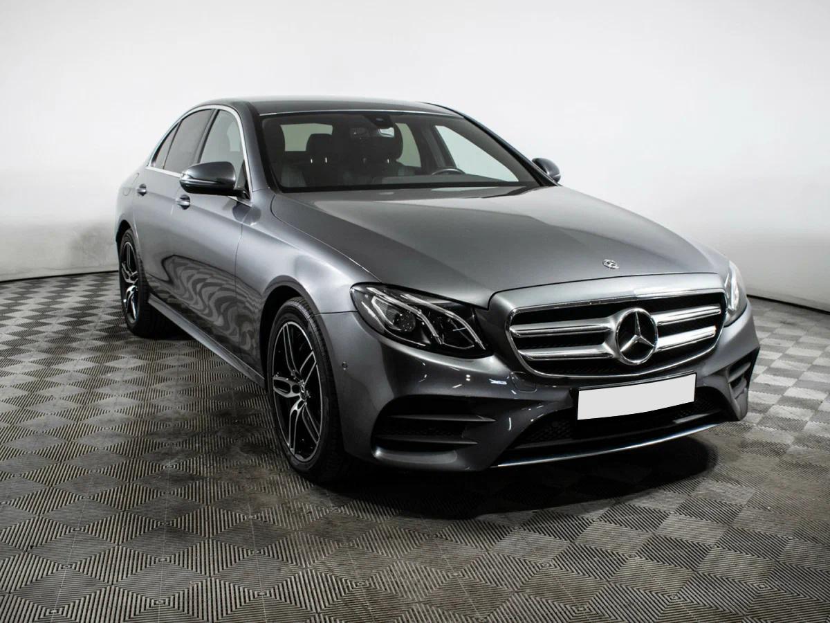 Mercedes-Benz E-Класс 2016, серый