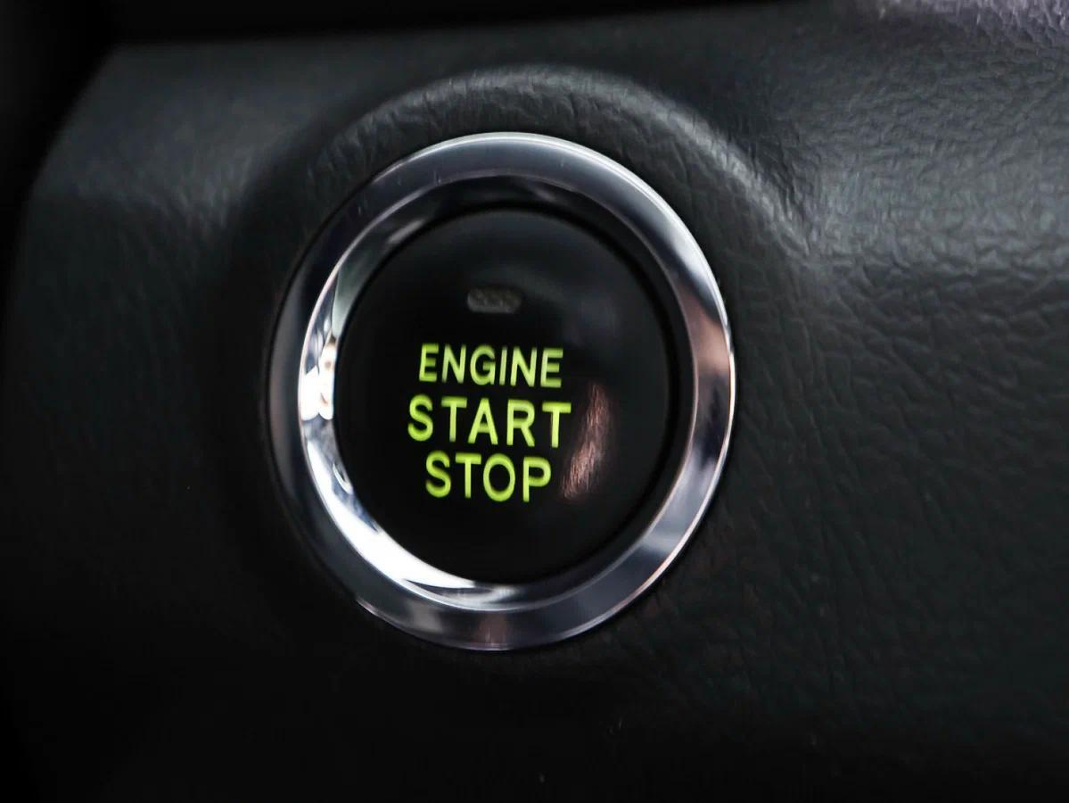 Toyota Camry 2011, черный
